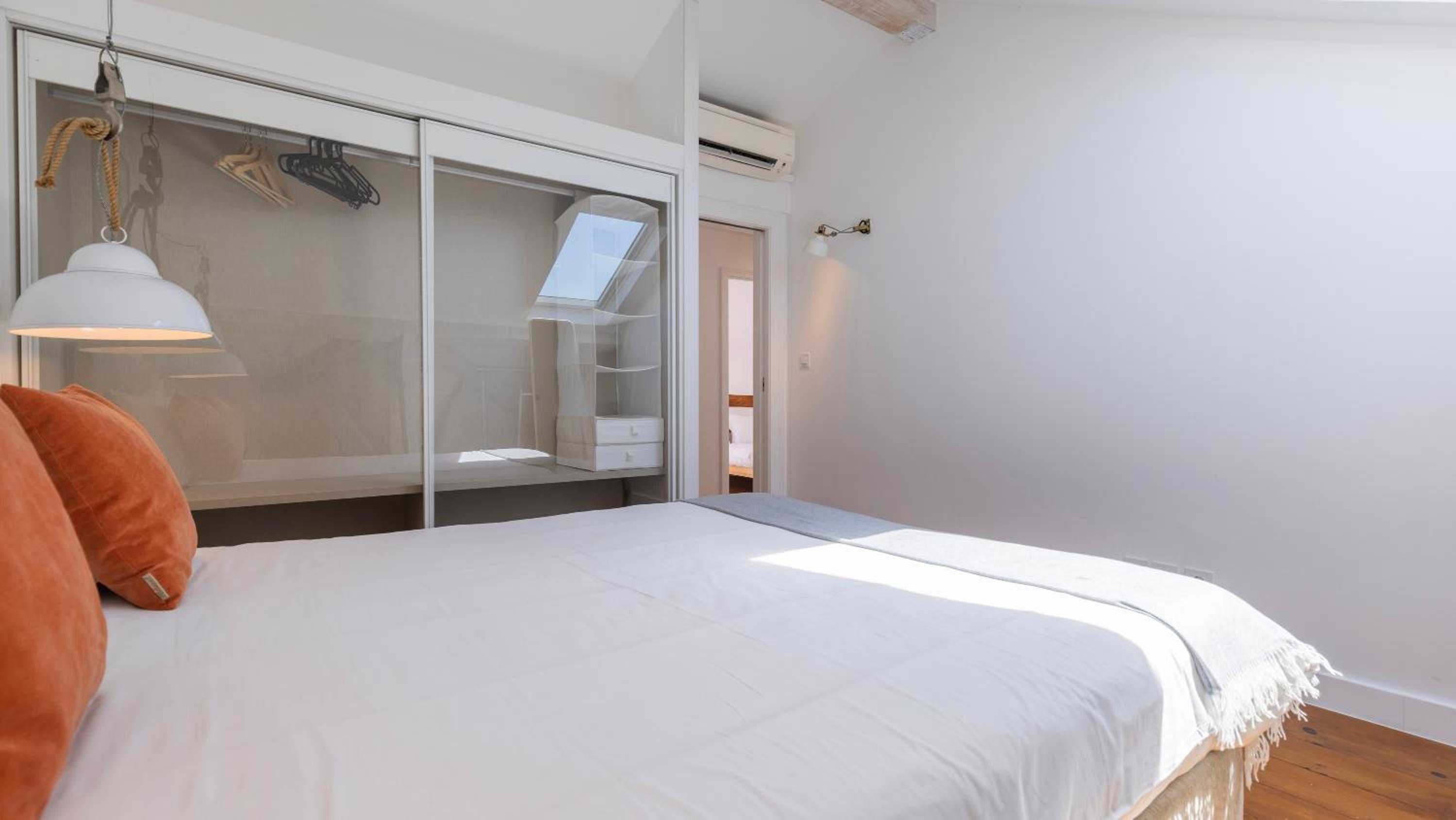 Charming 3BDR Duplex in City Center by LovelyStay view 4