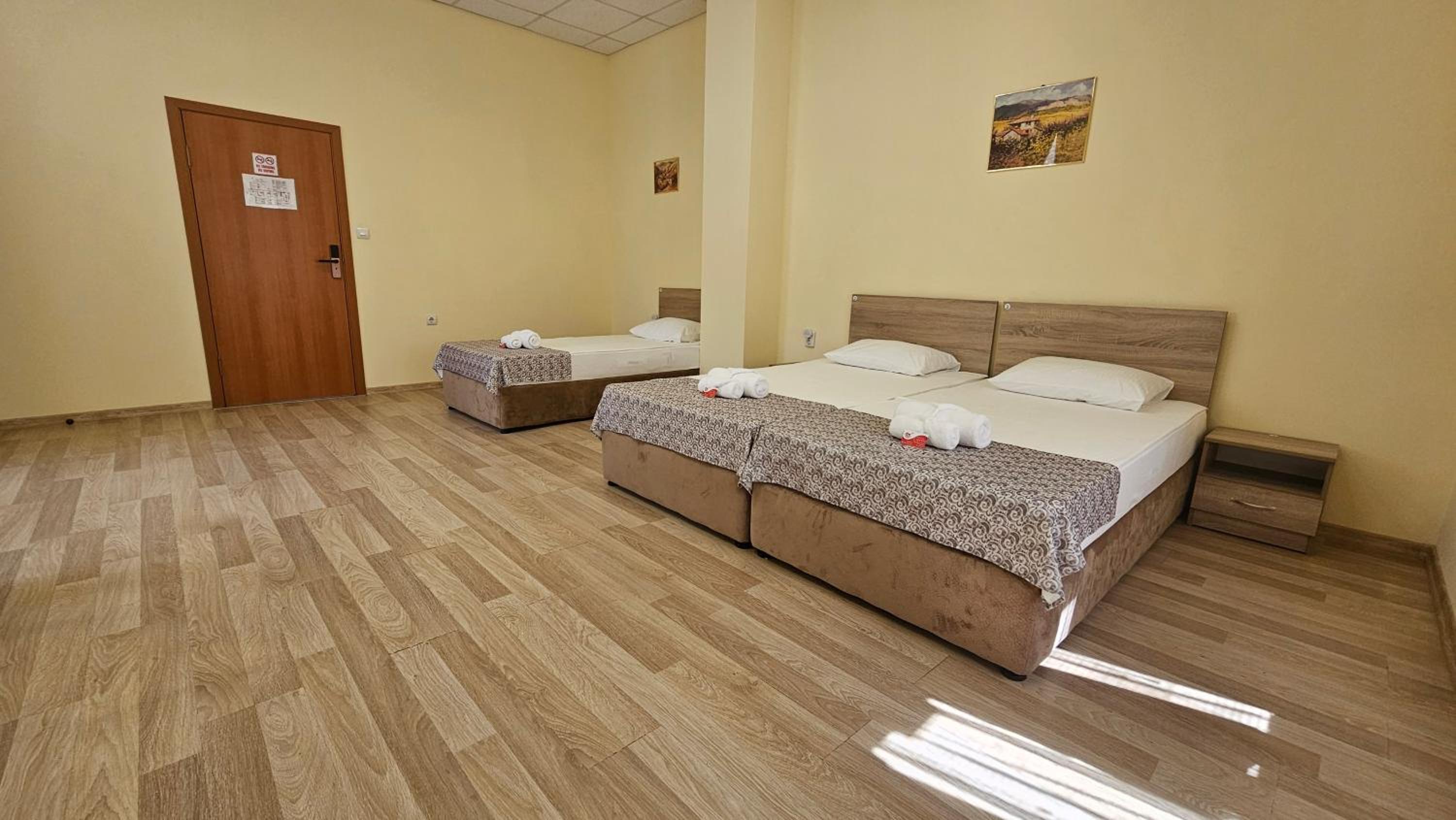 Hostel CANTO