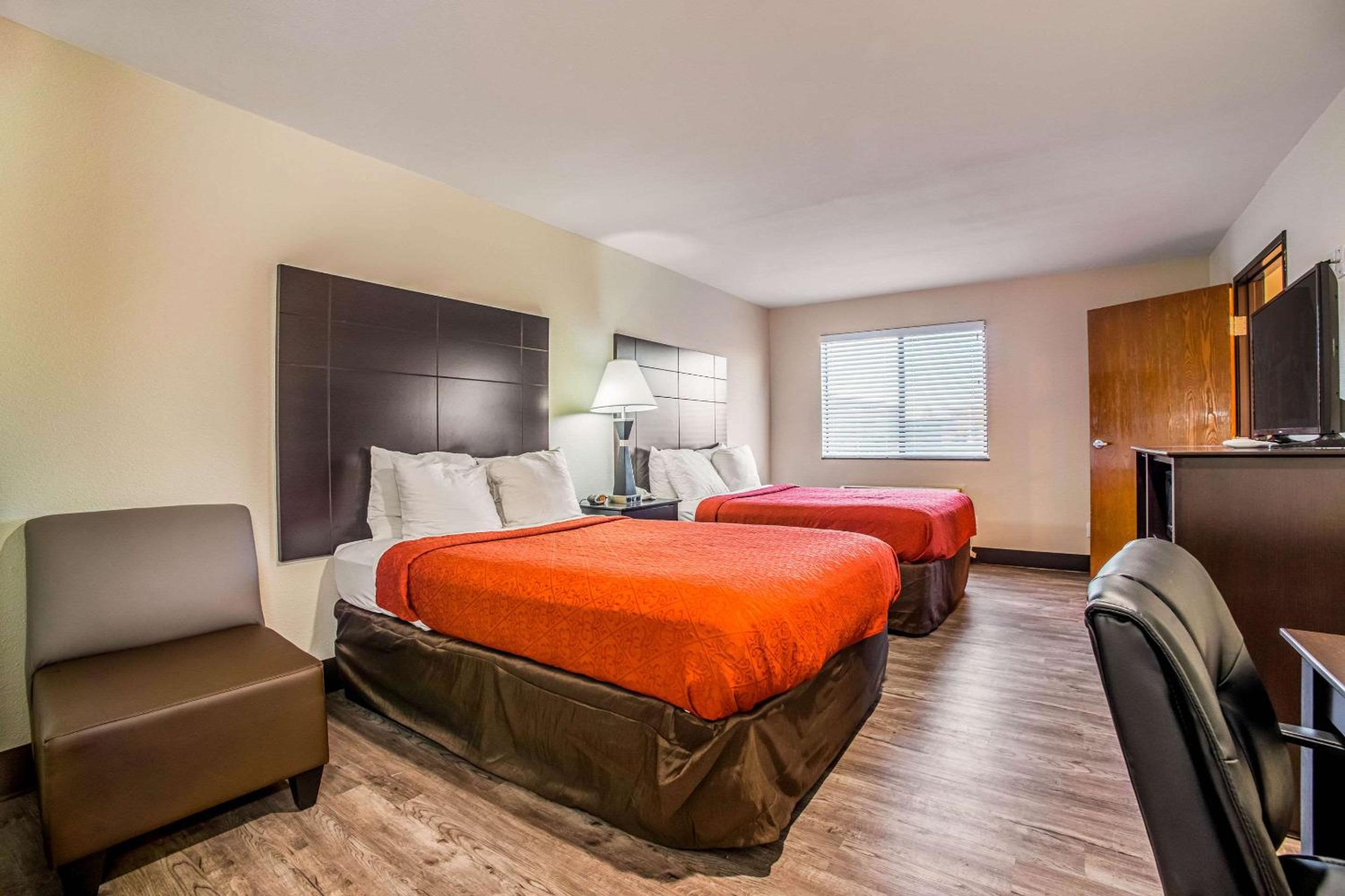 Carbondale Vacations - Quality Inn Carbondale University area - Property Image 5