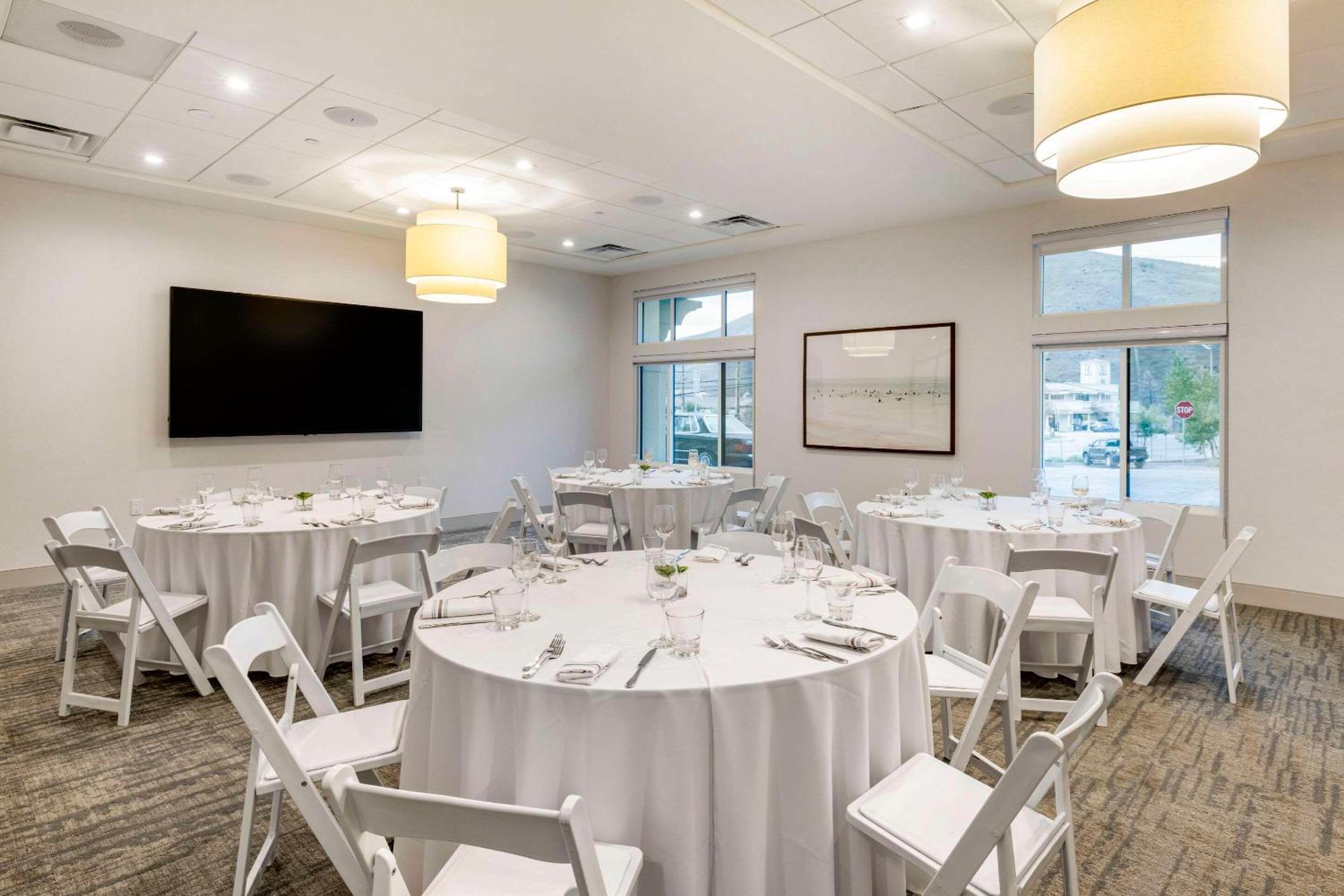 Cambria Hotel Calabasas - Malibu - Property Image 61