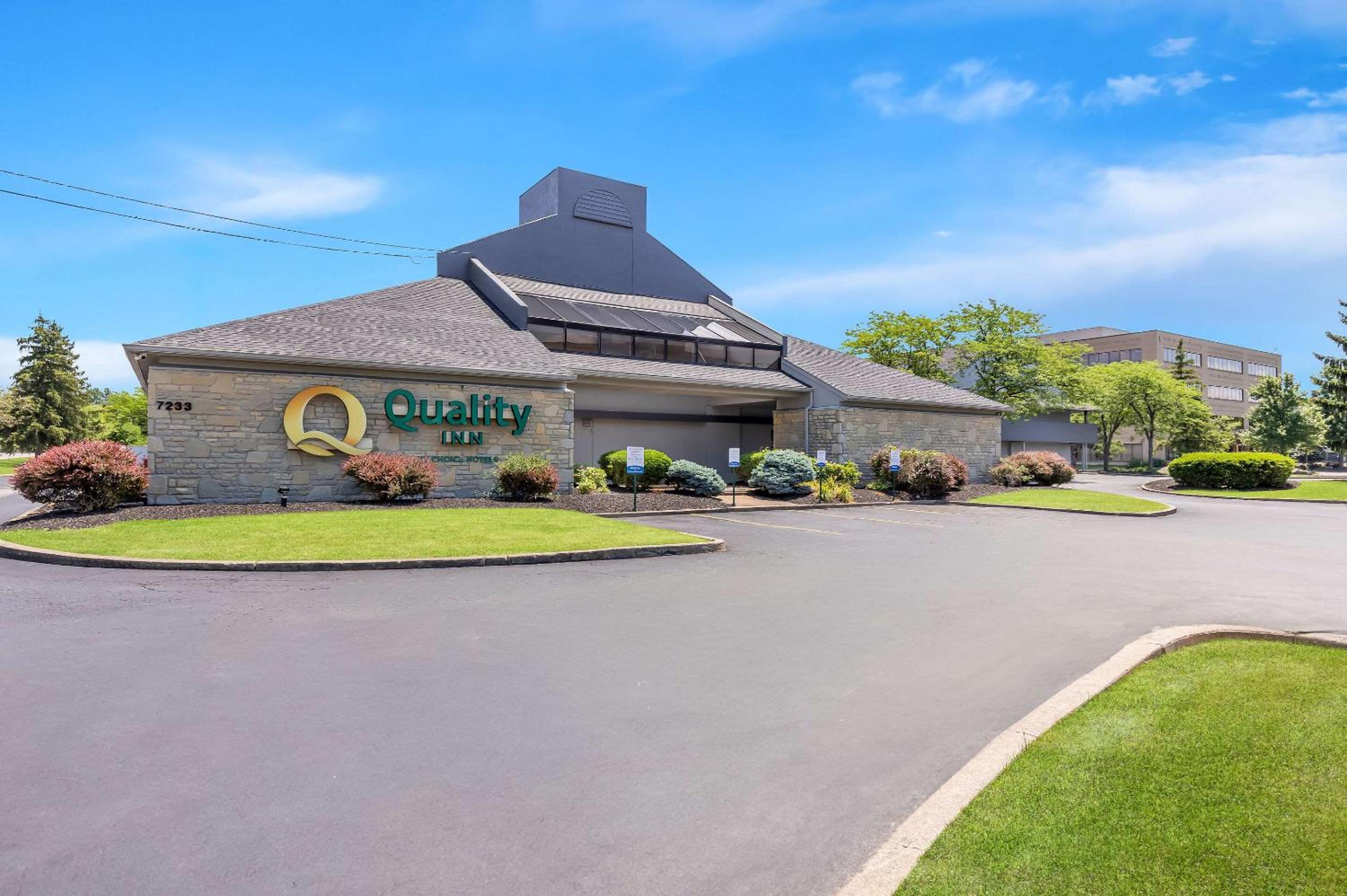 Quality Inn Middleburg Heights near Cleveland Airport view 2