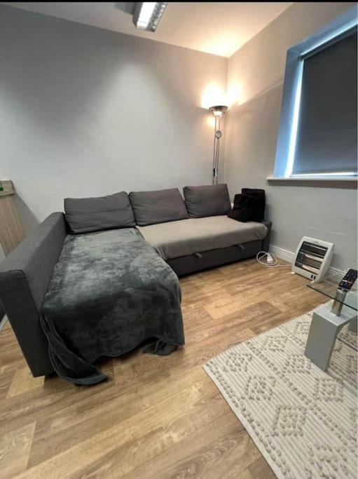 Entire 1 Bedroom Near Airport