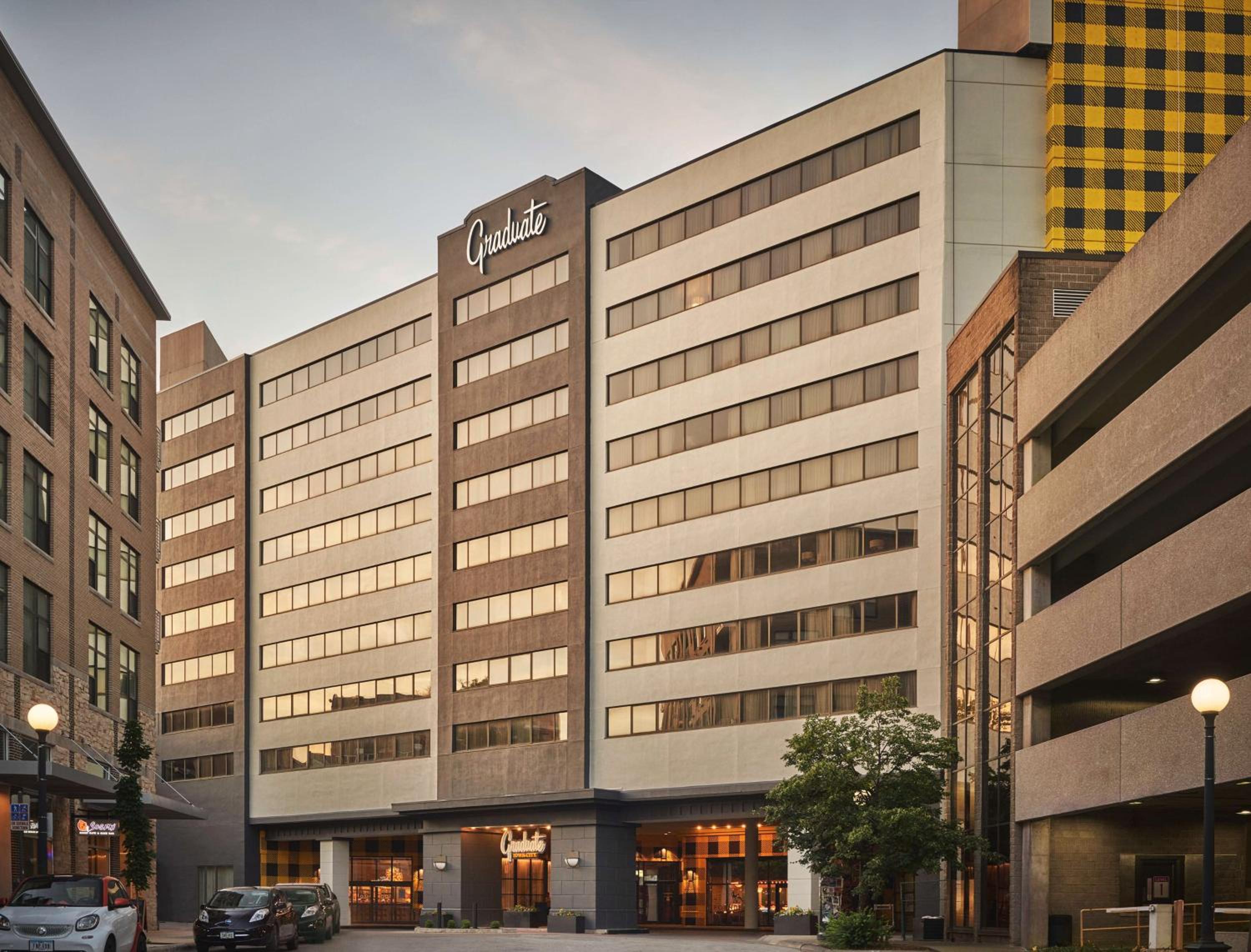 Hotel Graduate by Hilton Iowa City