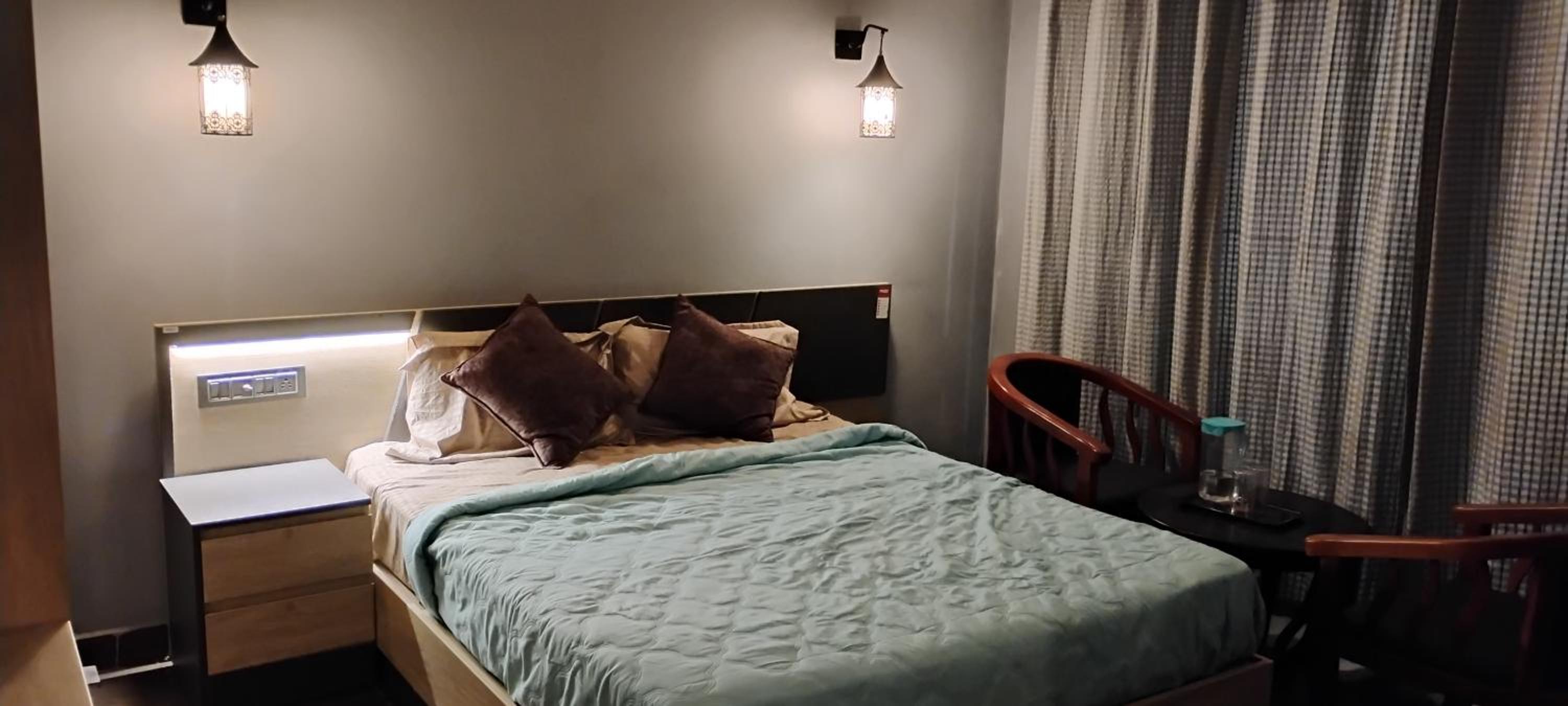 banjarahills resort and travels