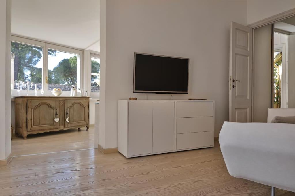 Panoramic Quirinal Penthouse