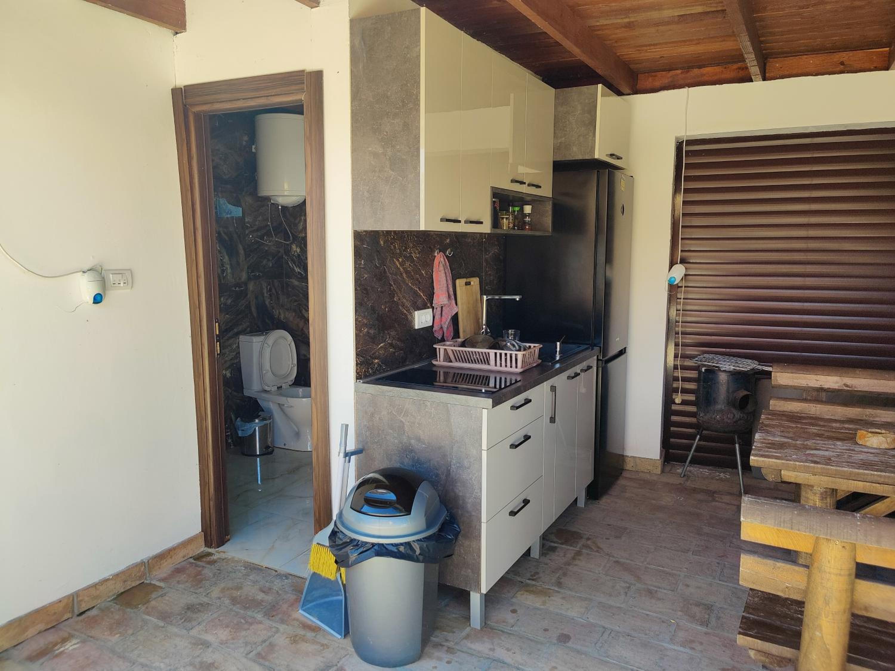 Photo 18