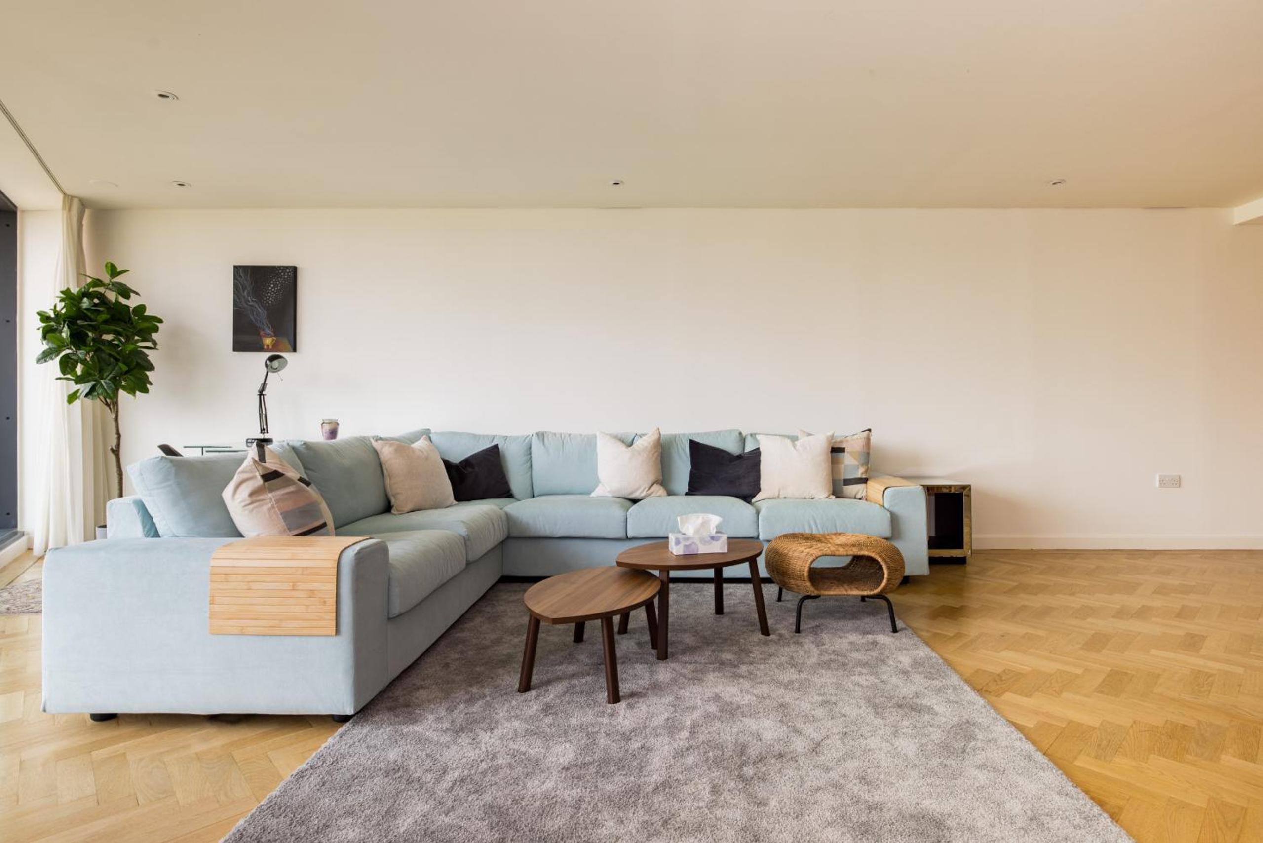 Spacious, Modern 3-Bed Home
