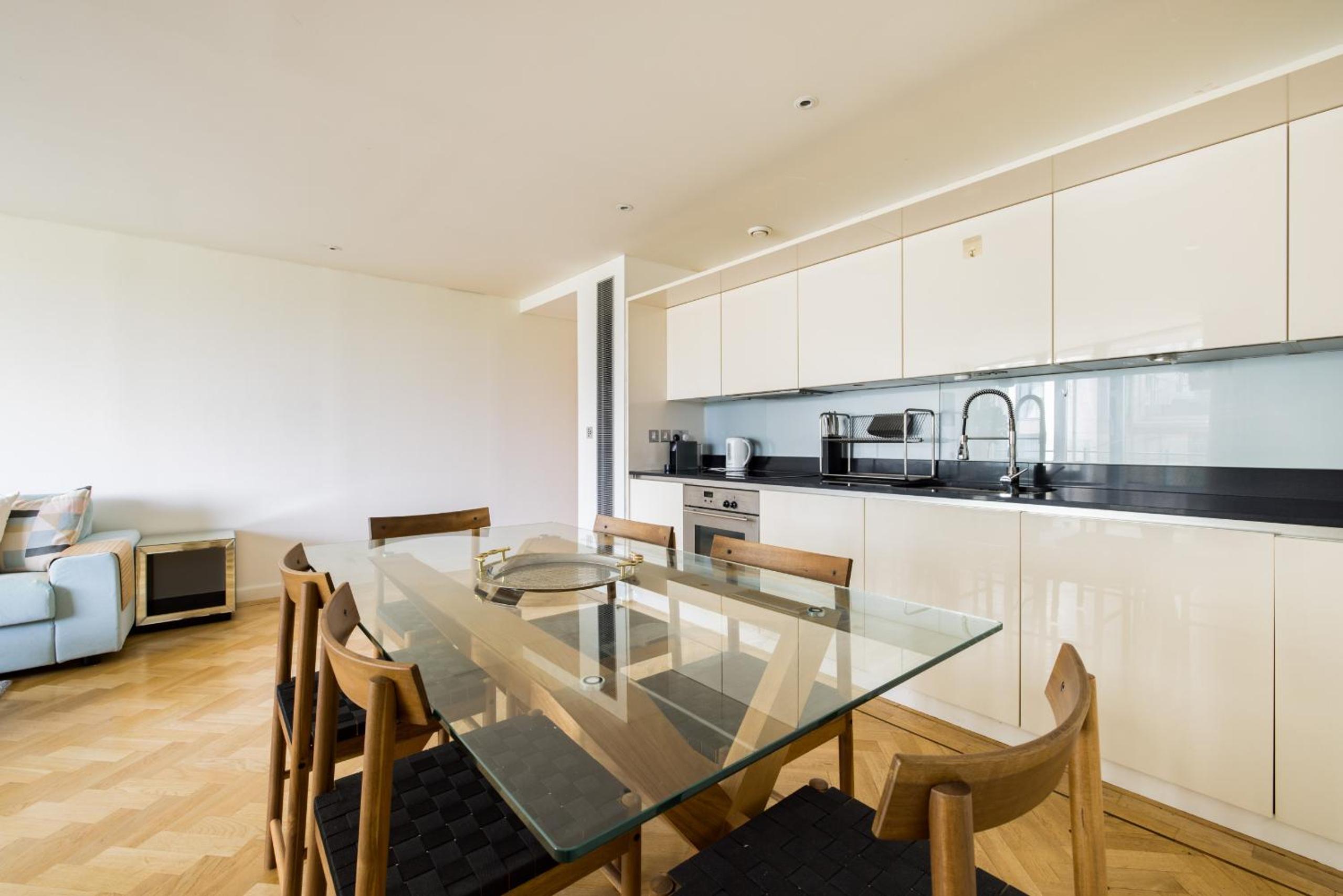 Spacious, Modern 3-Bed Home