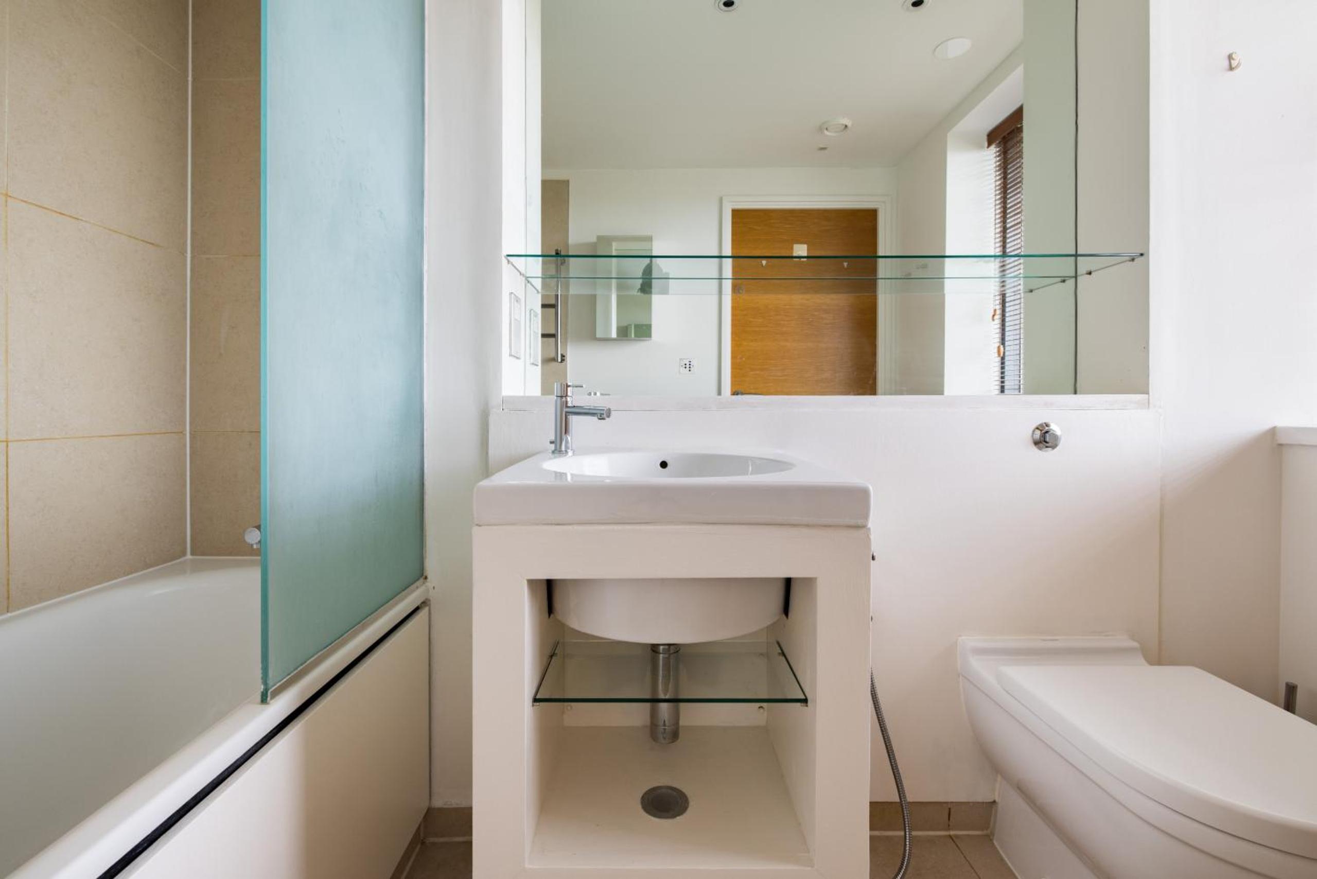 Spacious, Modern 3-Bed Home