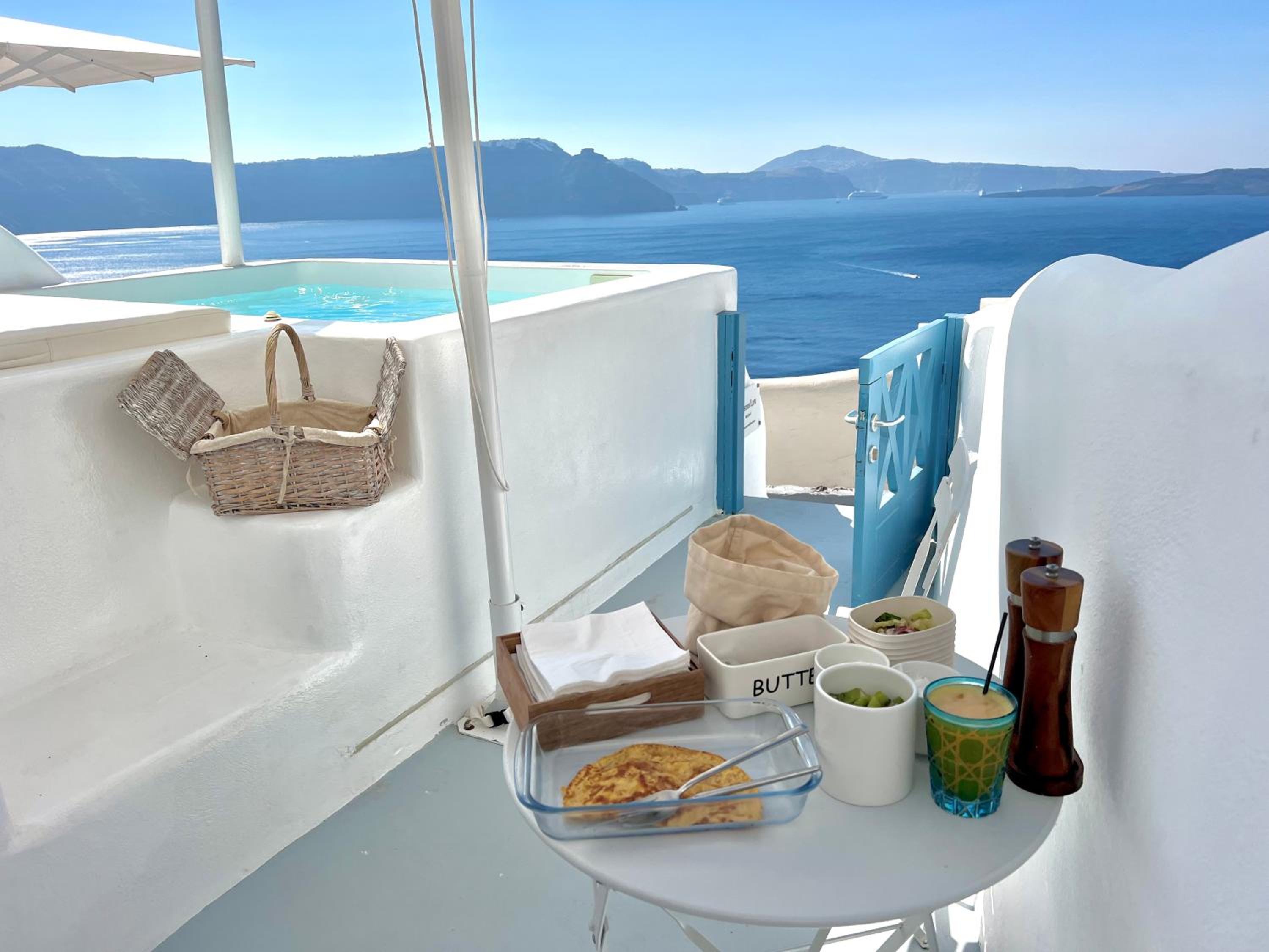 Aristos Life Luxury Cave Villas