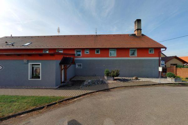 Penzion U Burešů Staré Sedlo