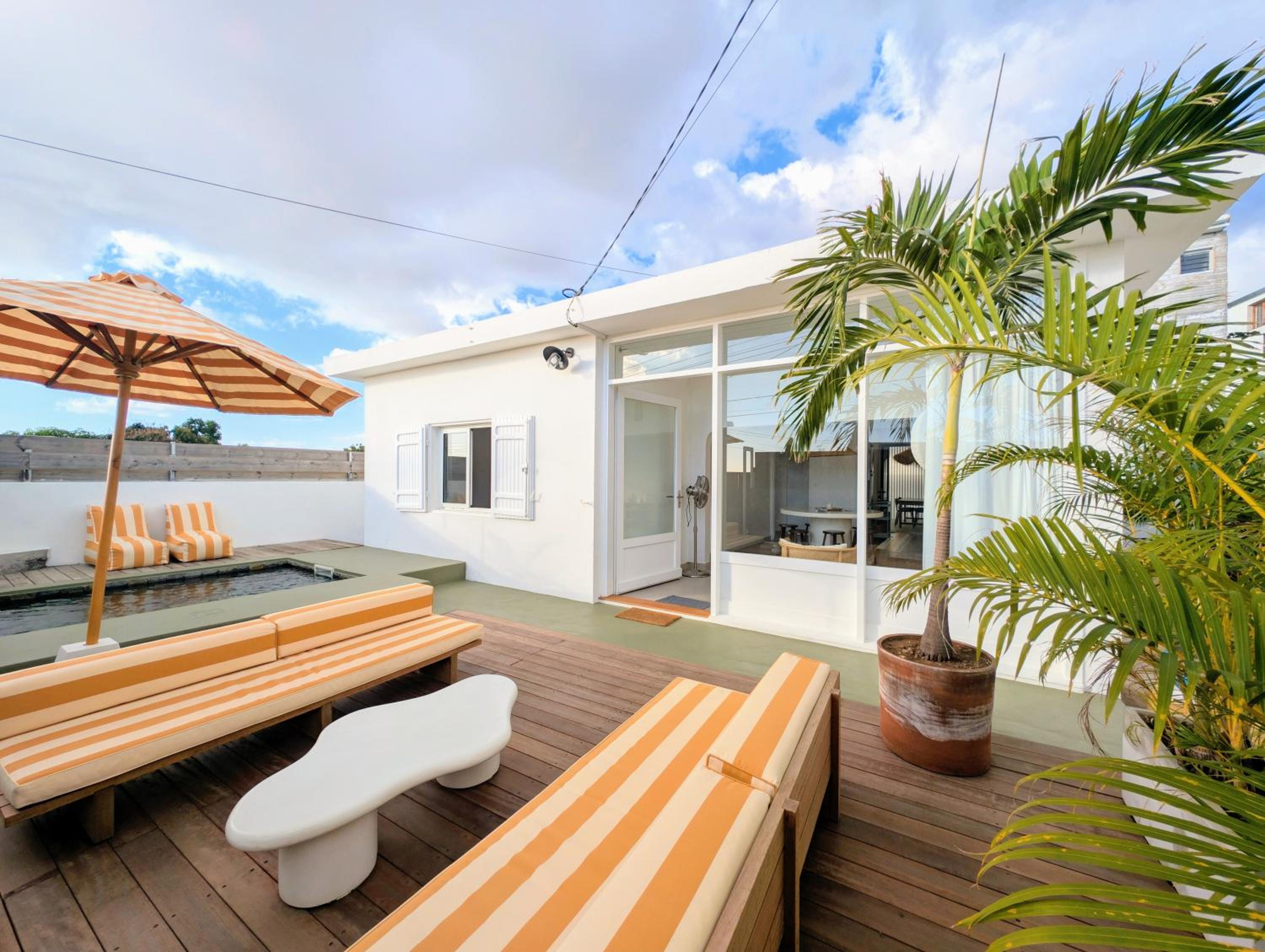 Maison Lemonade, parenthèse sucrée avec piscine view 2