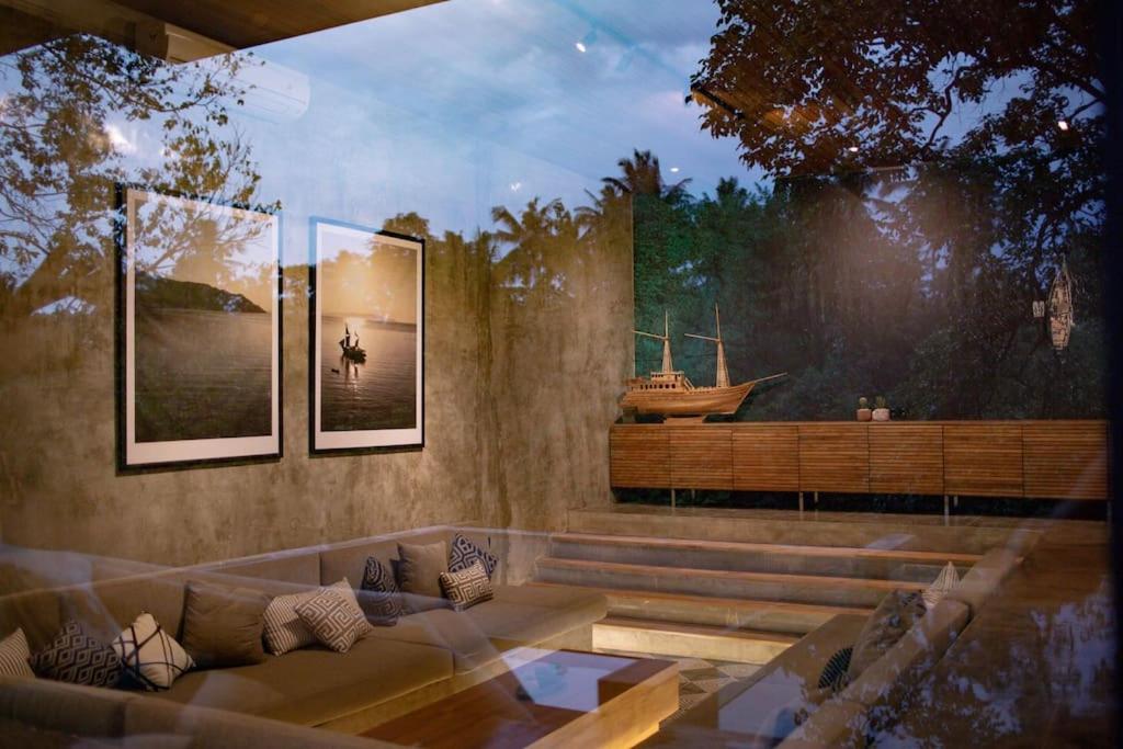 Luxery private villa with river view view 2