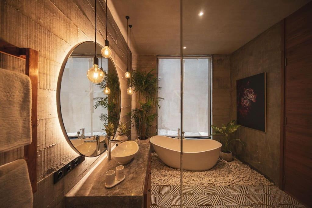Luxery private villa with river view view 4