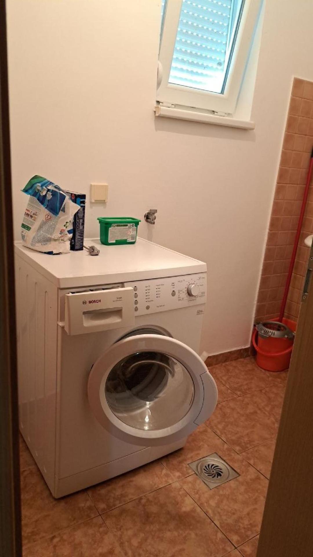 Photo 33