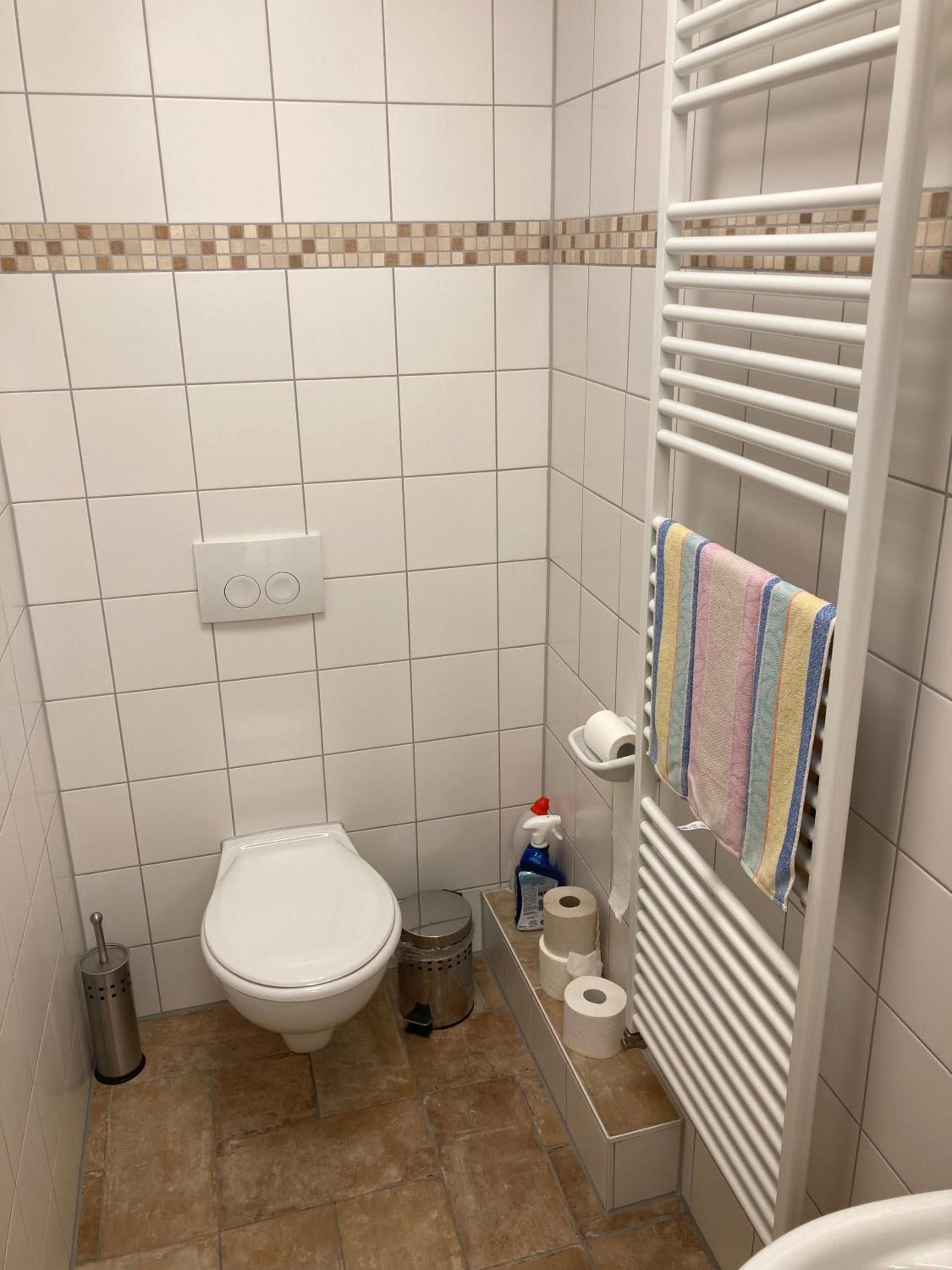 Ferienwohnung und Gästezimmer im Gutshaus Alt-Krassow