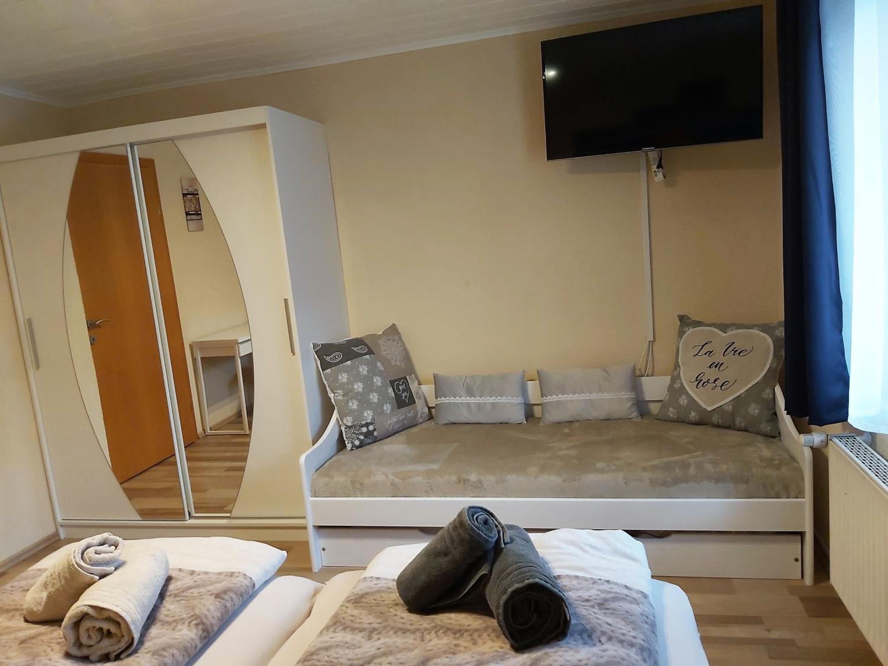 Haus Marina Apartment Alpenrose mit Gratis Eintritt Alpentherme