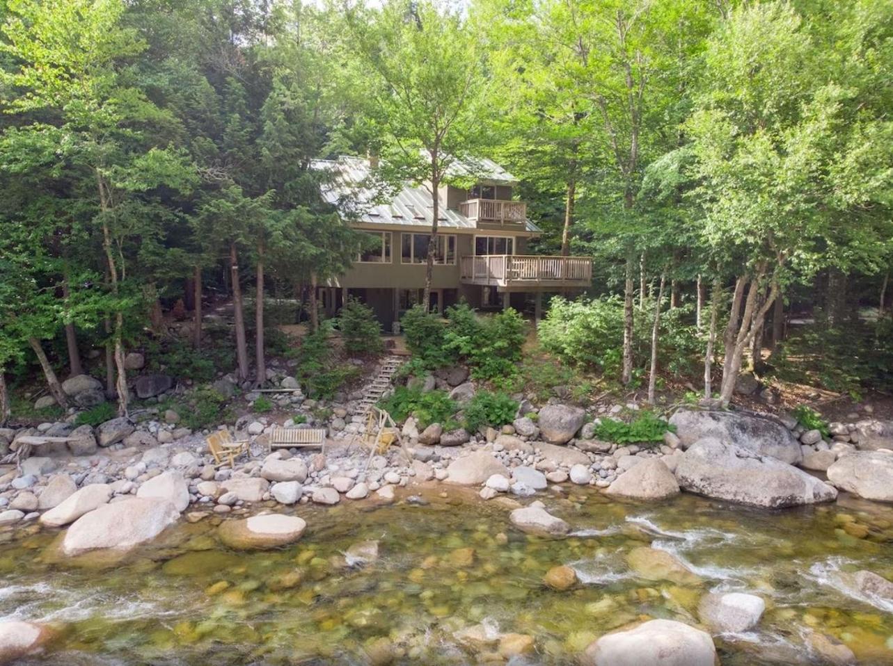 Hotel Loon Pool Hot Tub Firepit Sleeps 8 Kids - Image 1