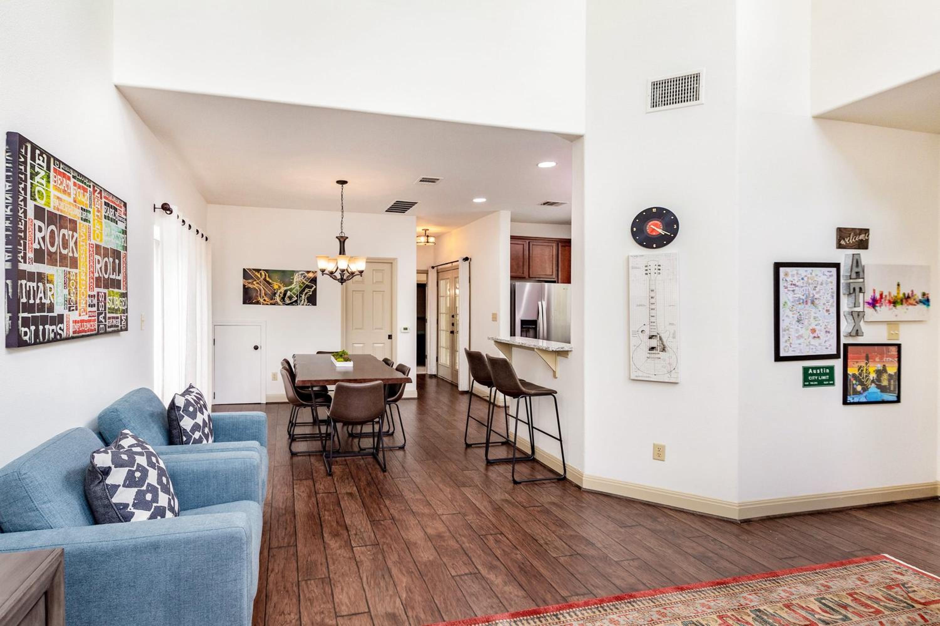 Upstay East Austin Retreat w Yard - 5min to Downtown in Austin, US