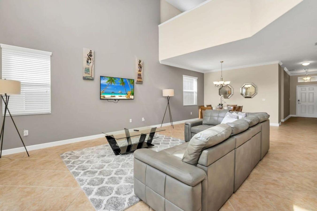 Near Disney - 5BR Home- Games Pool Hot Tub & BBQ
