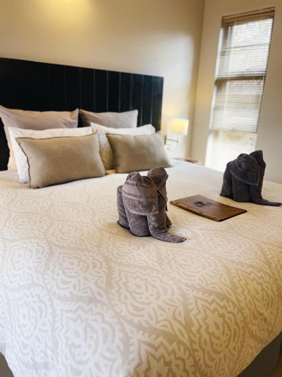 The Baobab Bush Lodge and Villa