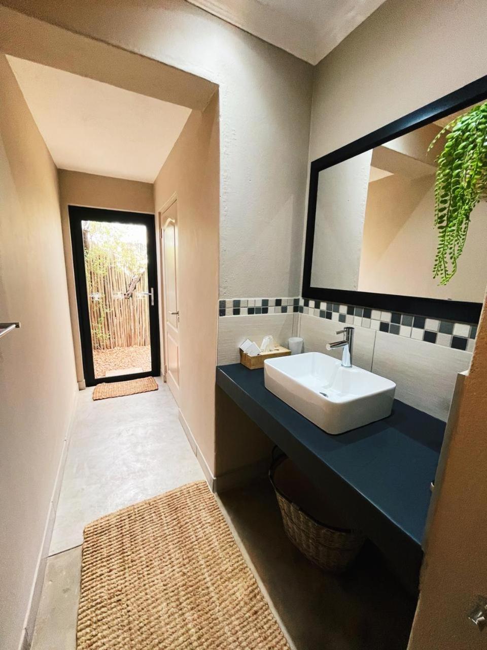 The Baobab Bush Lodge and Villa