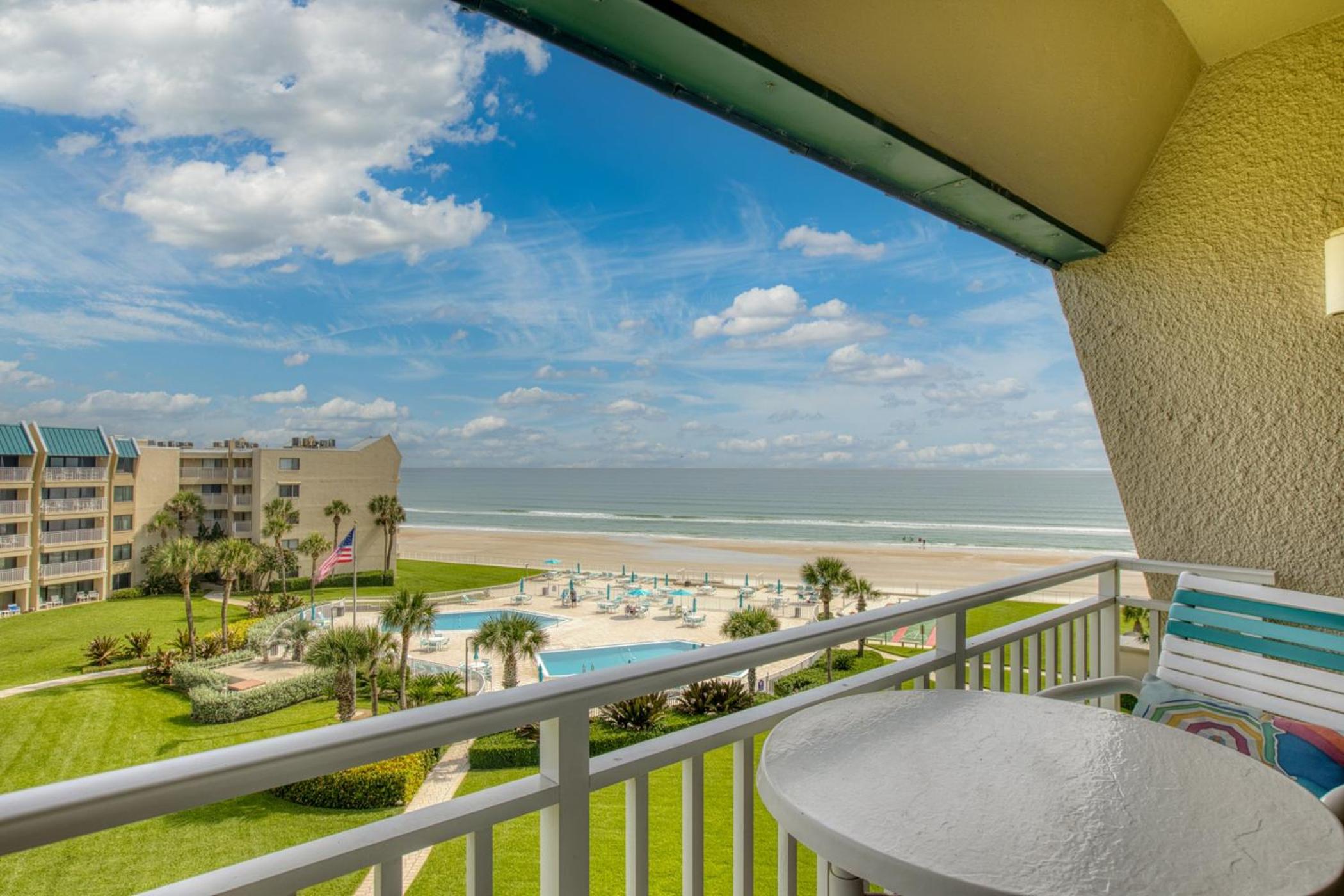 Ocean view bliss Pool Access Quiet Beach Errol by the Sea 507 view 2