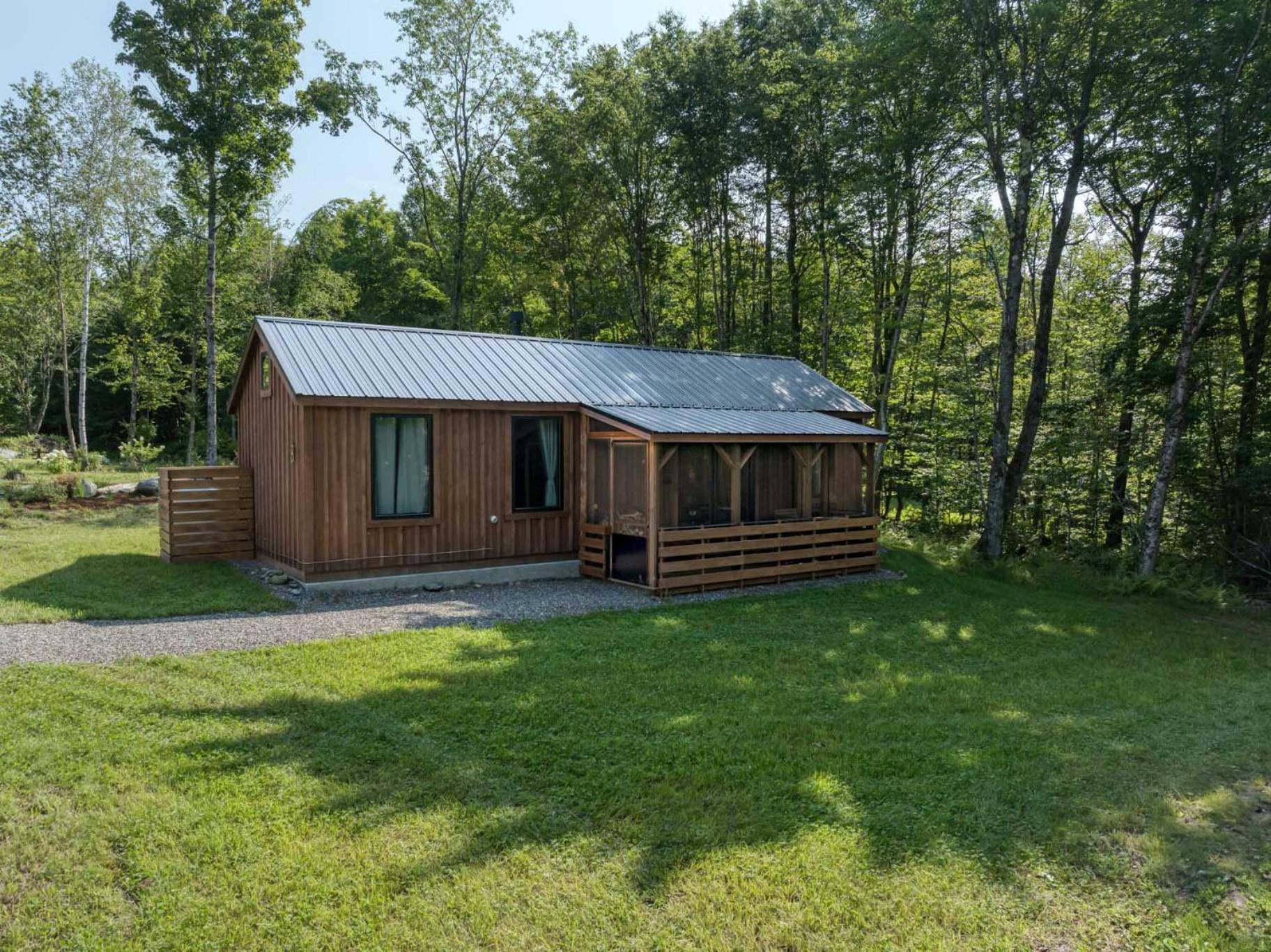 Vermont Scandinavian Chalet B