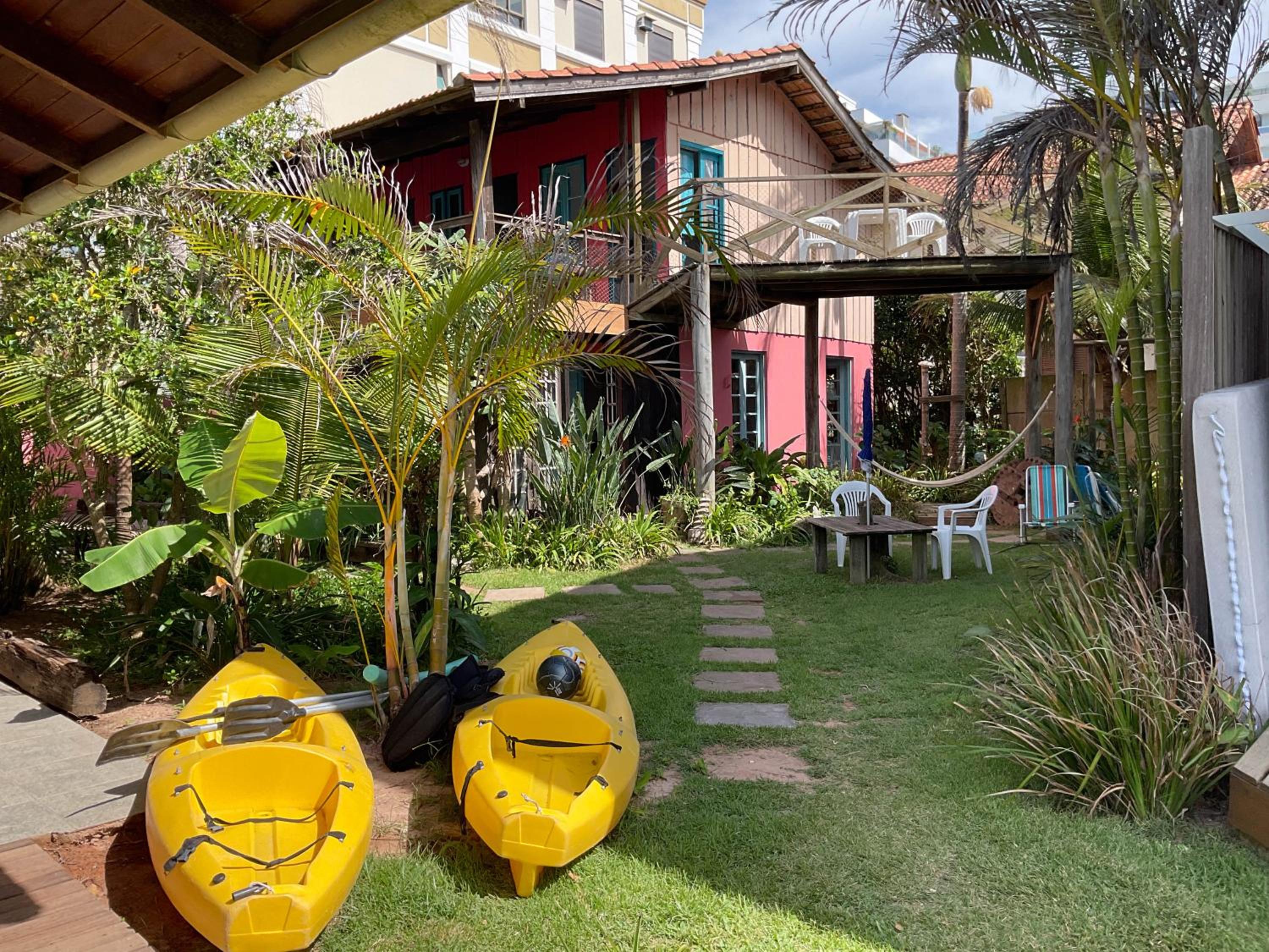 Estilo Açoriano Pé na Areia nos Ingleses GA8456