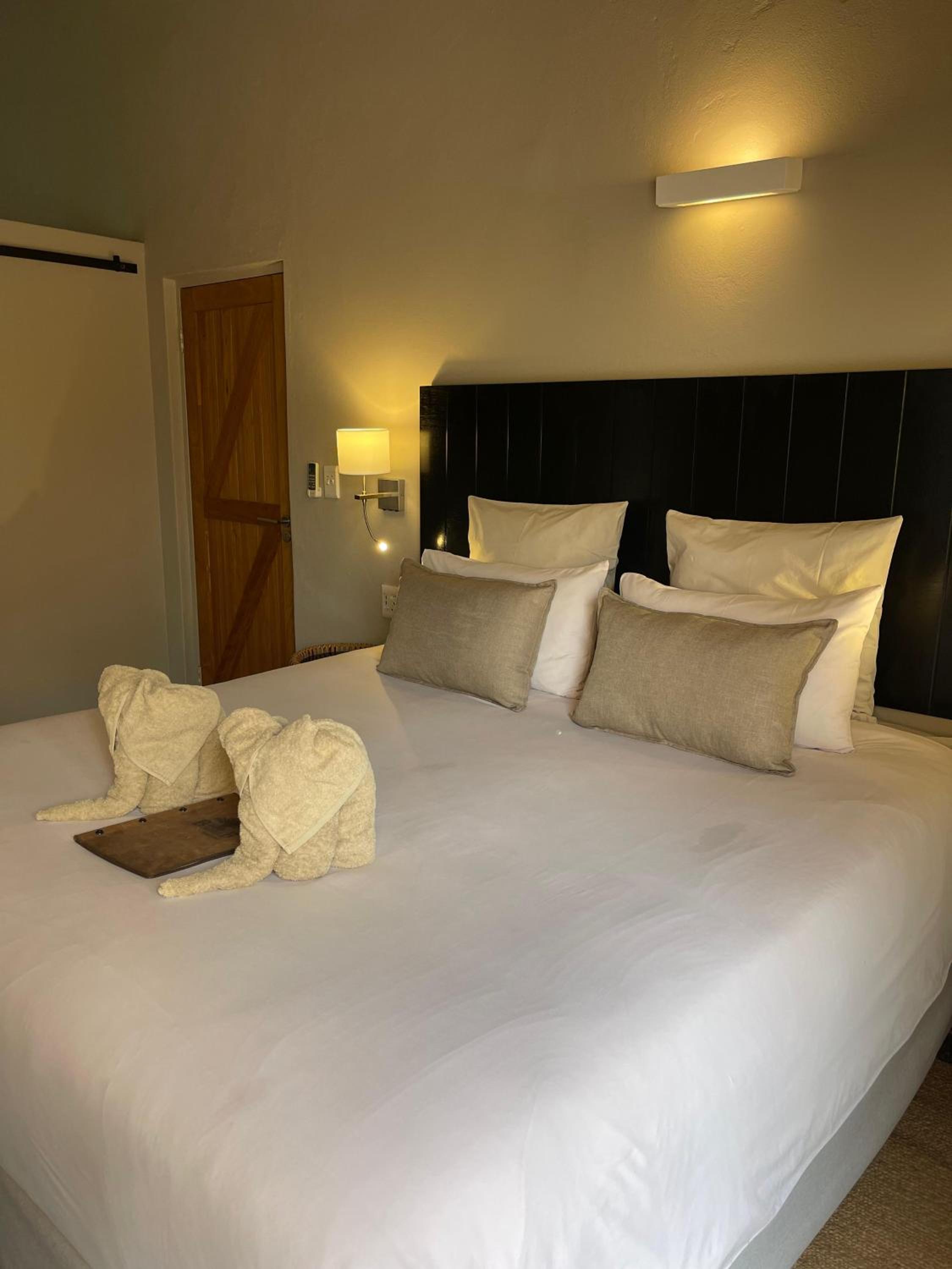 The Baobab Bush Lodge and Villa
