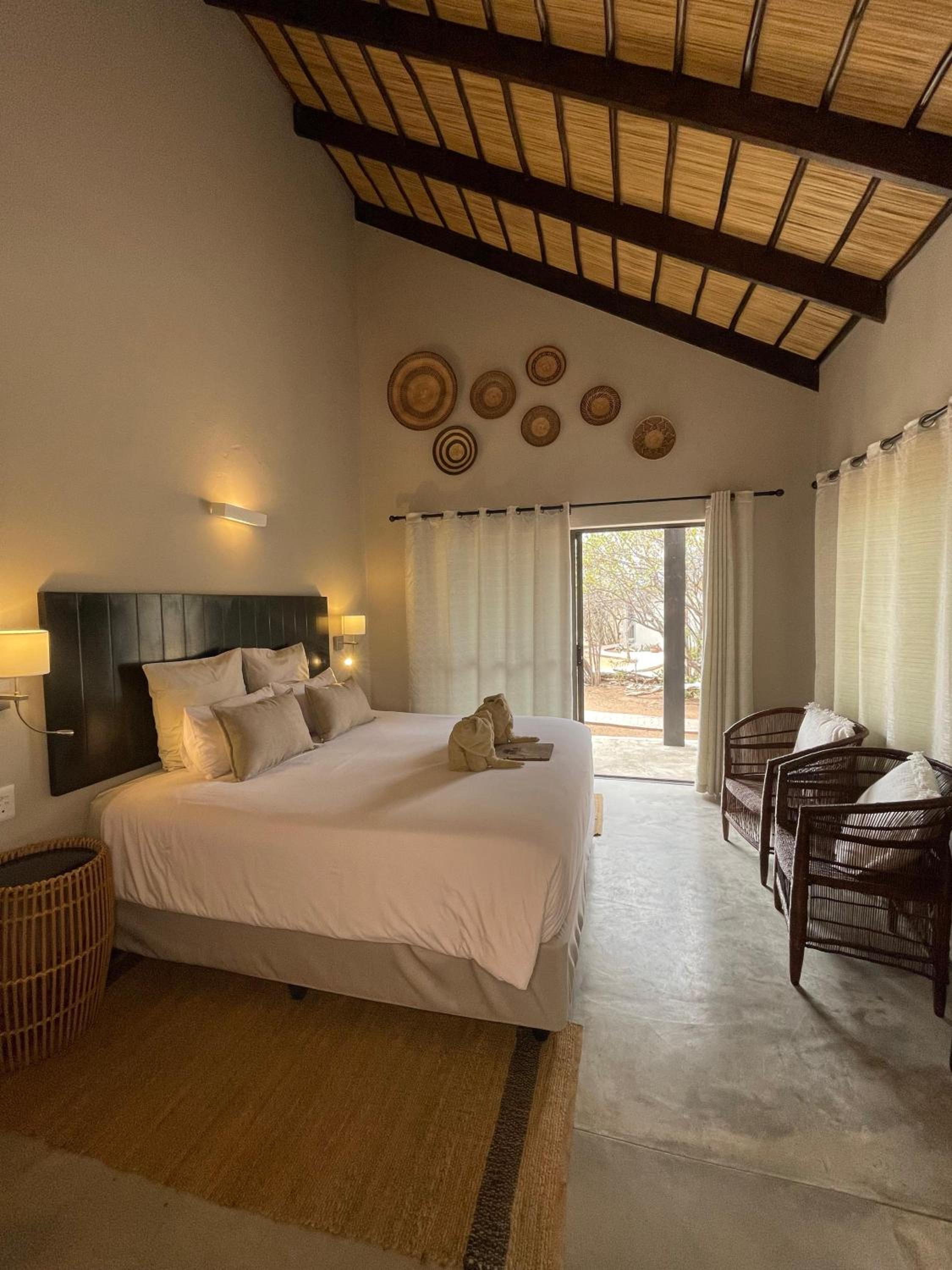 The Baobab Bush Lodge and Villa