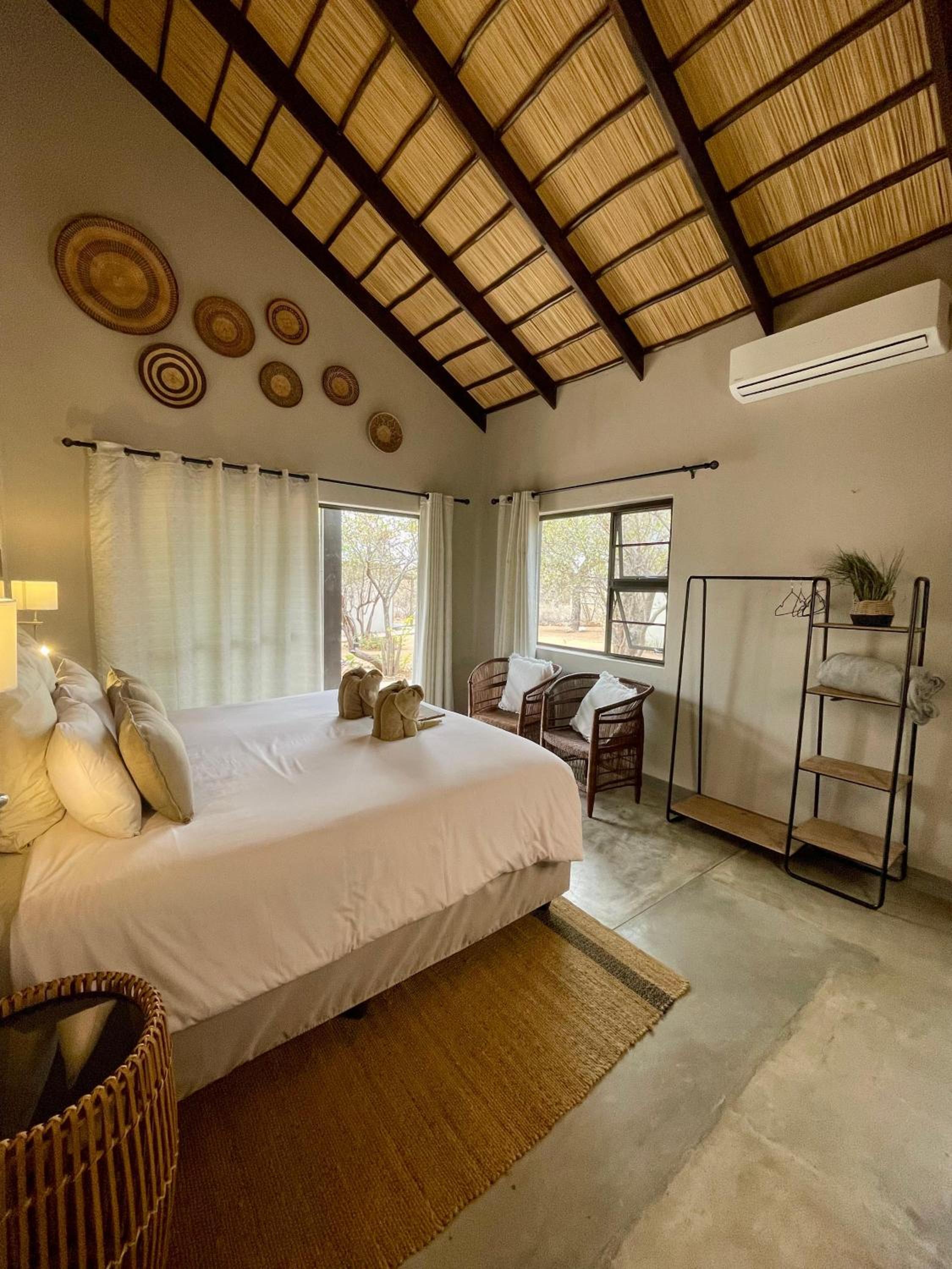The Baobab Bush Lodge and Villa