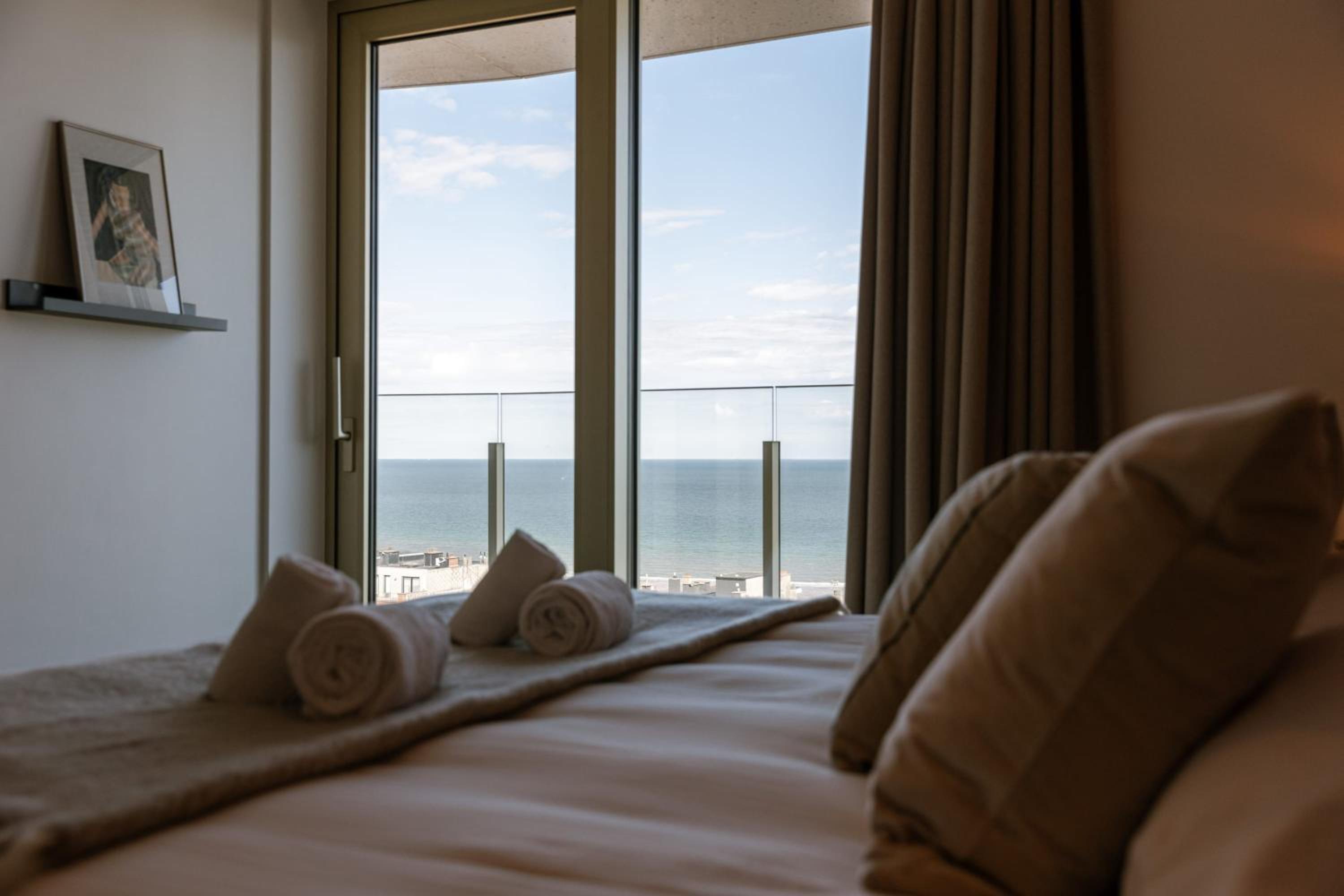 Huswell - Spacious apartment with huge terrace with sea view