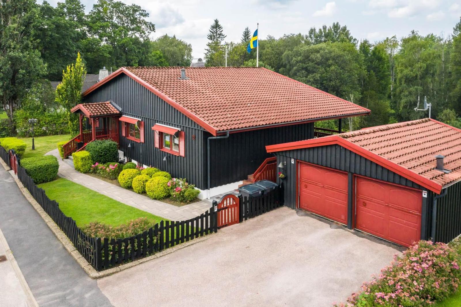 Stort flerfamiljshus view 4