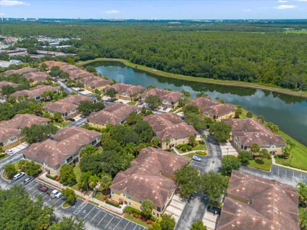 3 Bedrooms 2 Bathrooms Oakwater Resort 7528 PW
