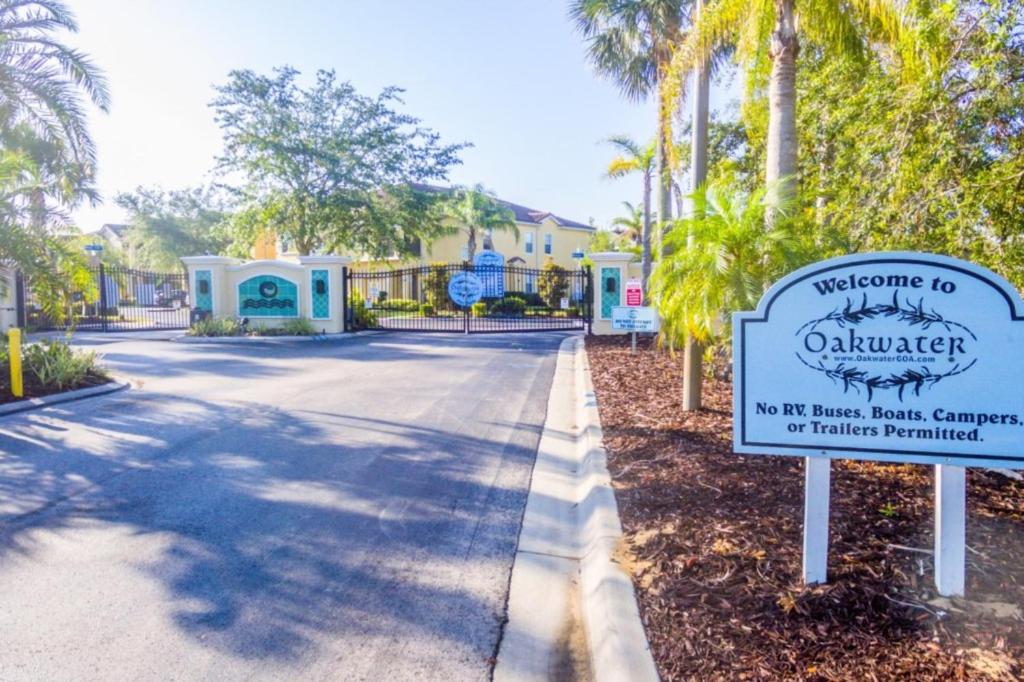 3 Bedrooms 2 Bathrooms Oakwater Resort 7528 PW