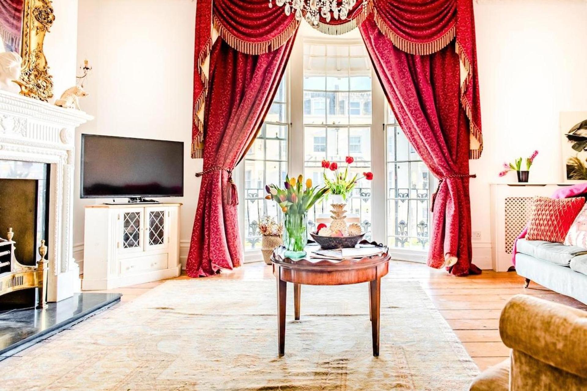 Bognor Bliss - Spacious 5 Bedroom House view 3