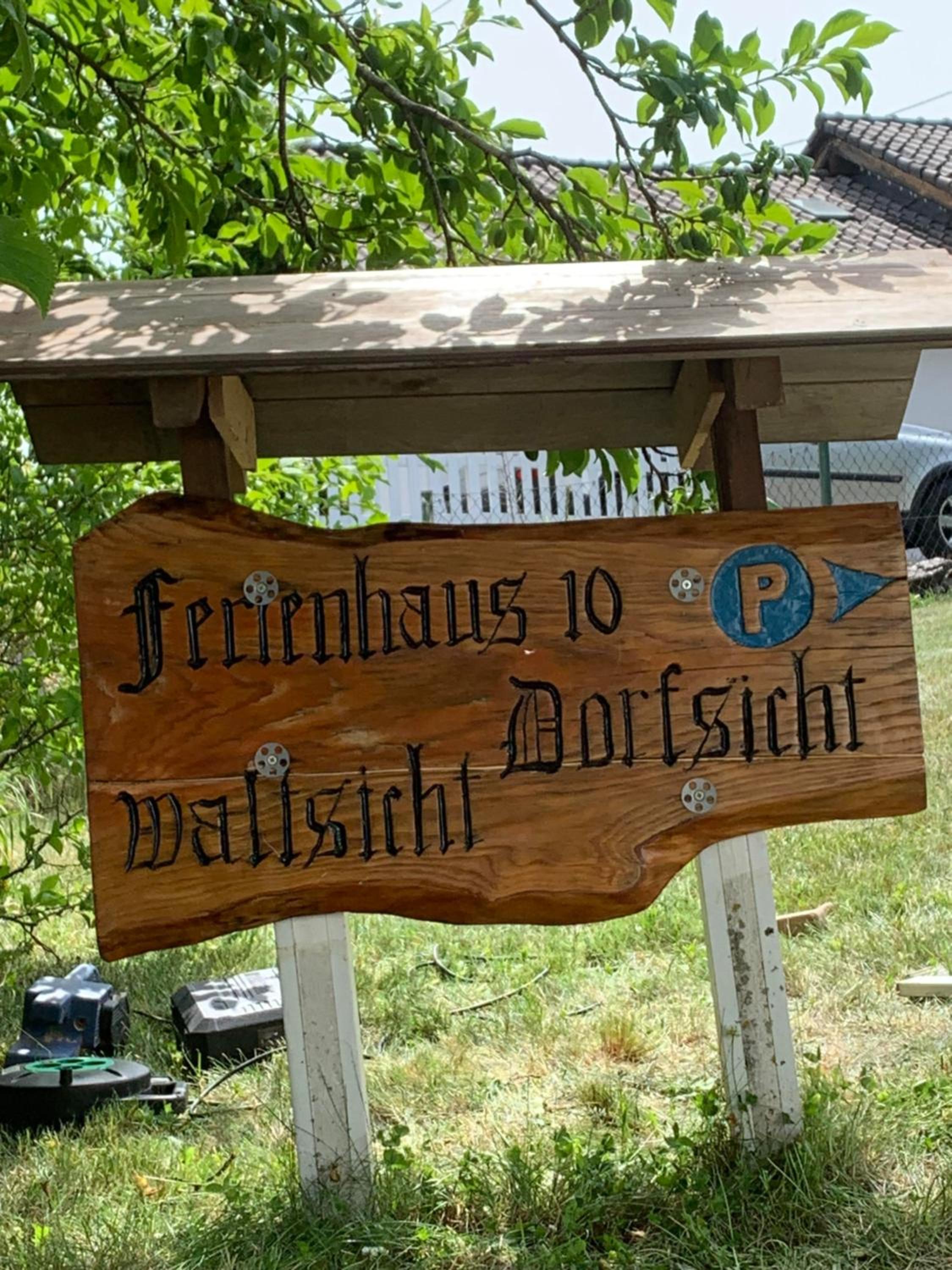 Ferienwohnungen Waldsicht und Dorfsicht