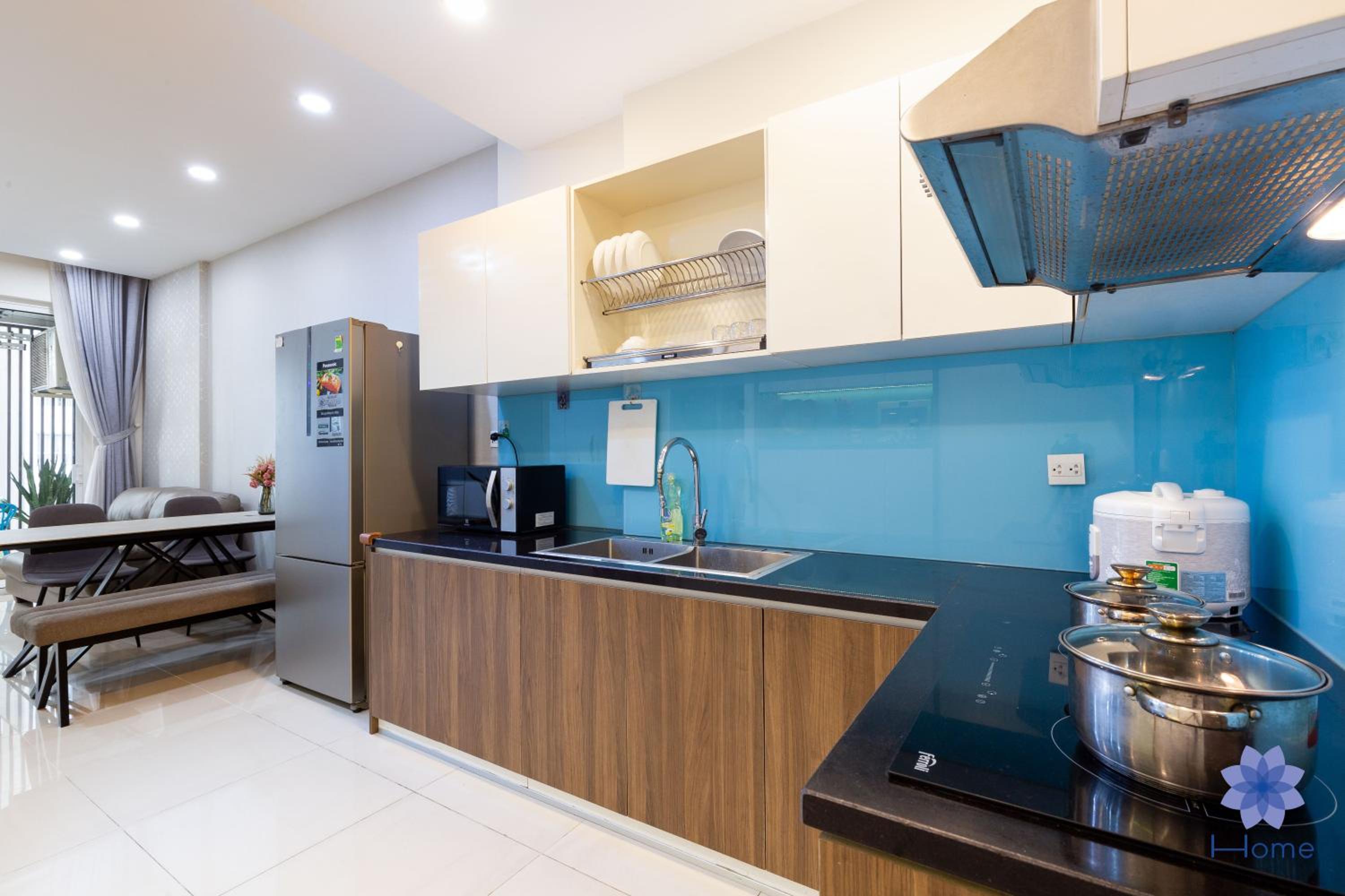 Home, Cosy&Luxury Apartment - 5mins to Airport, Free Pool&Gym, Airport Pick up Service
