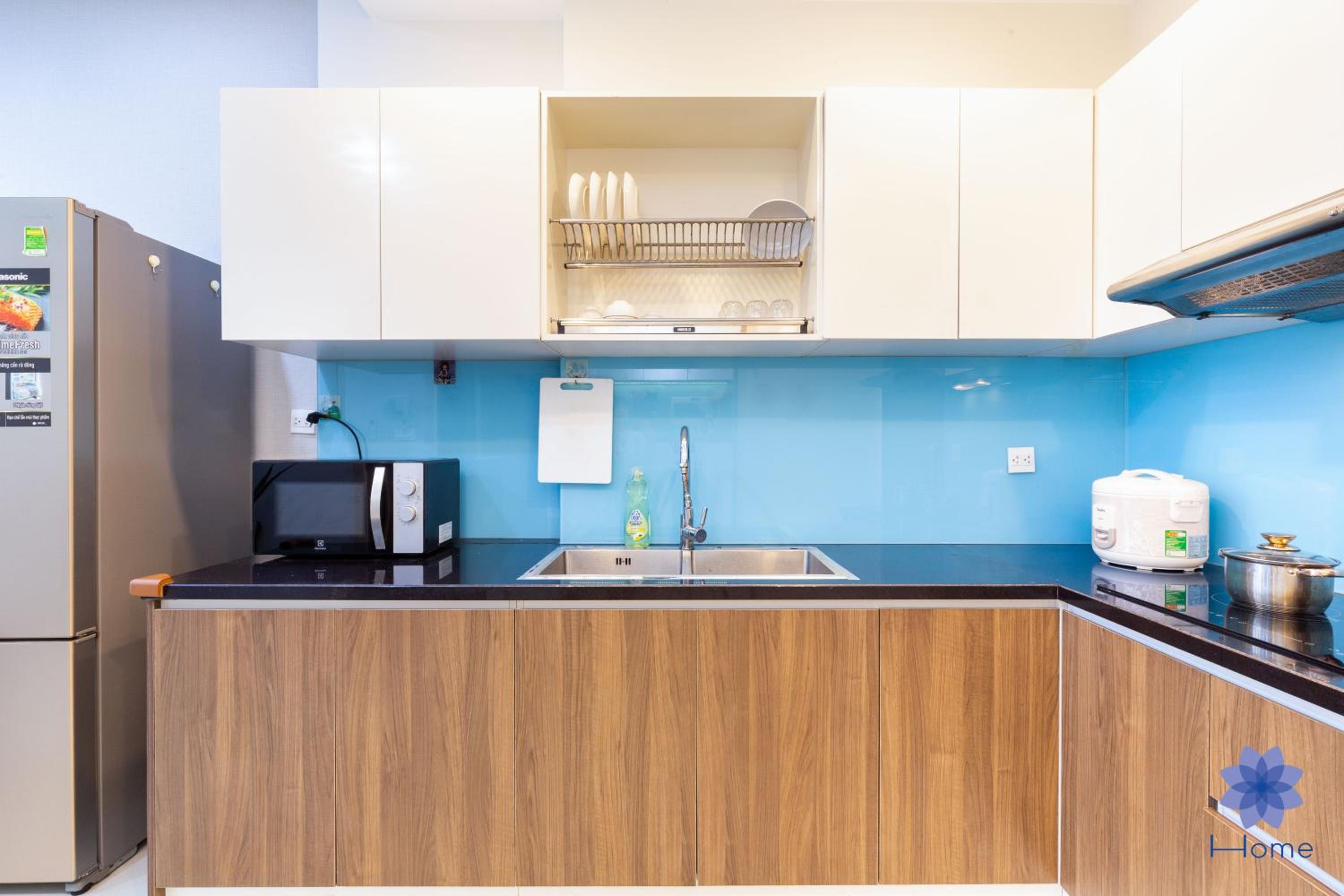 Home, Cosy&Luxury Apartment - 5mins to Airport, Free Pool&Gym, Airport Pick up Service