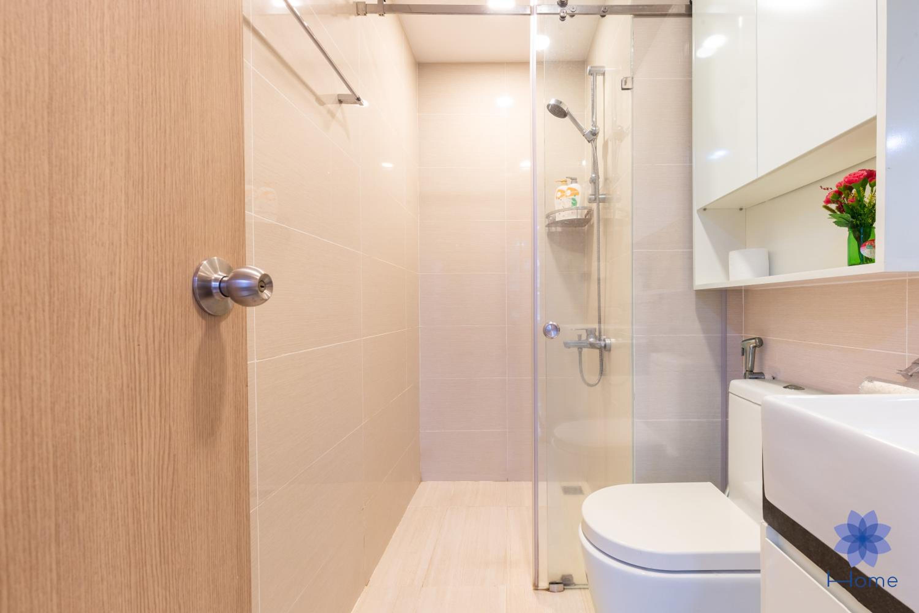 Home, Cosy&Luxury Apartment - 5mins to Airport, Free Pool&Gym, Airport Pick up Service