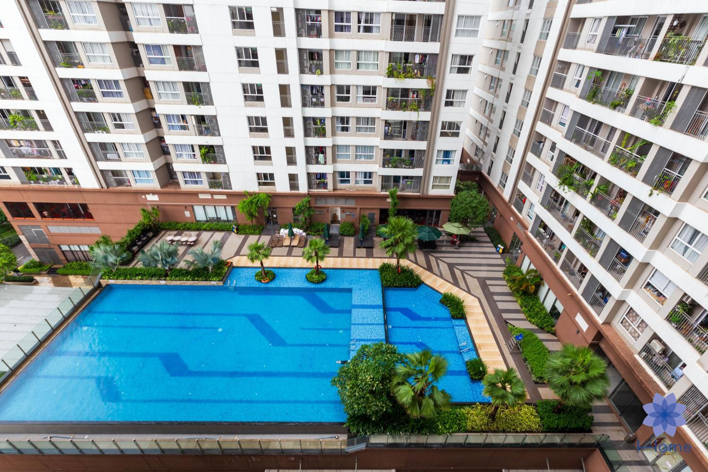 Home, Cosy&Luxury Apartment - 5mins to Airport, Free Pool&Gym, Airport Pick up Service