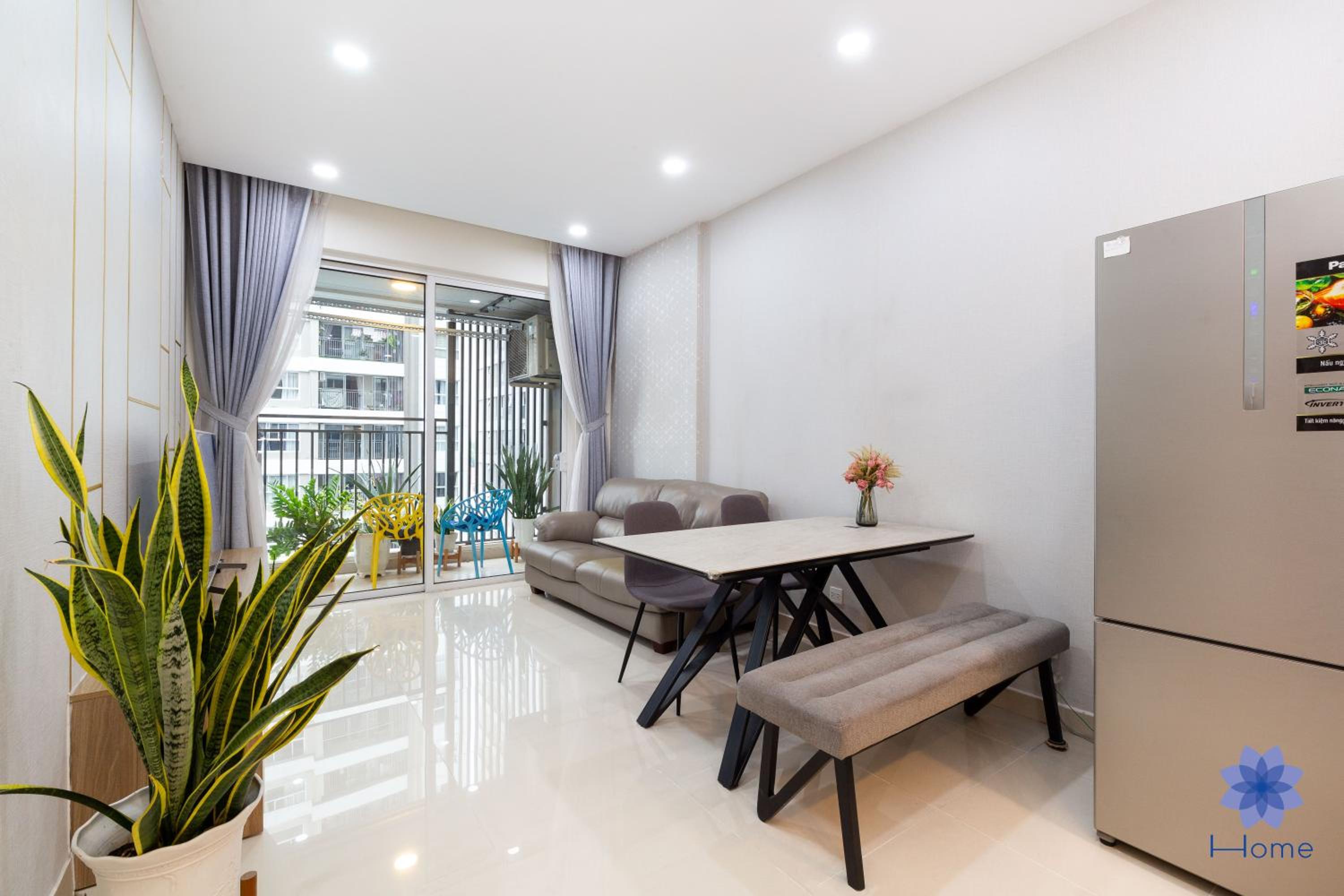 Home, Cosy&Luxury Apartment - 5mins to Airport, Free Pool&Gym, Airport Pick up Service