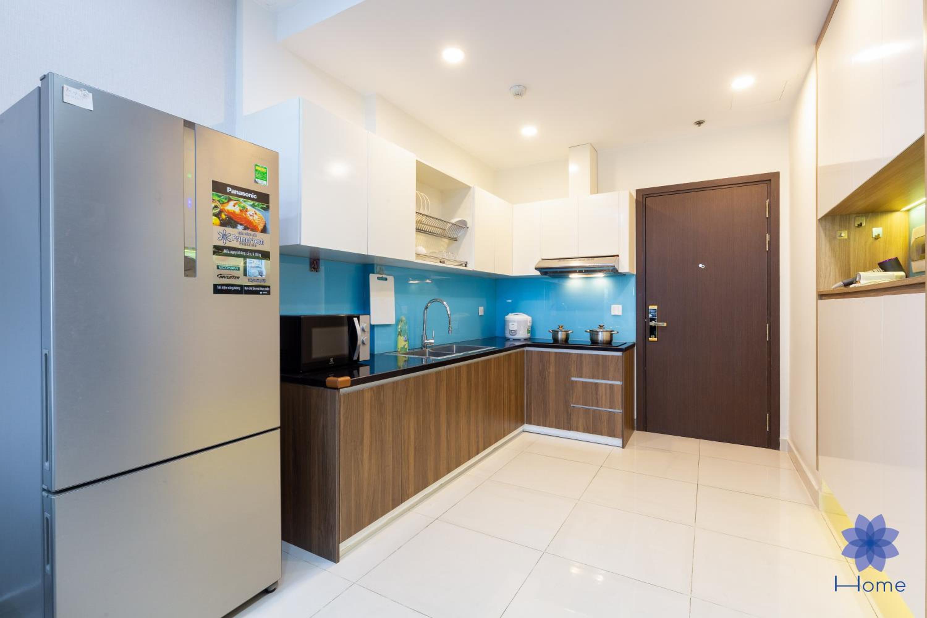 Home, Cosy&Luxury Apartment - 5mins to Airport, Free Pool&Gym, Airport Pick up Service