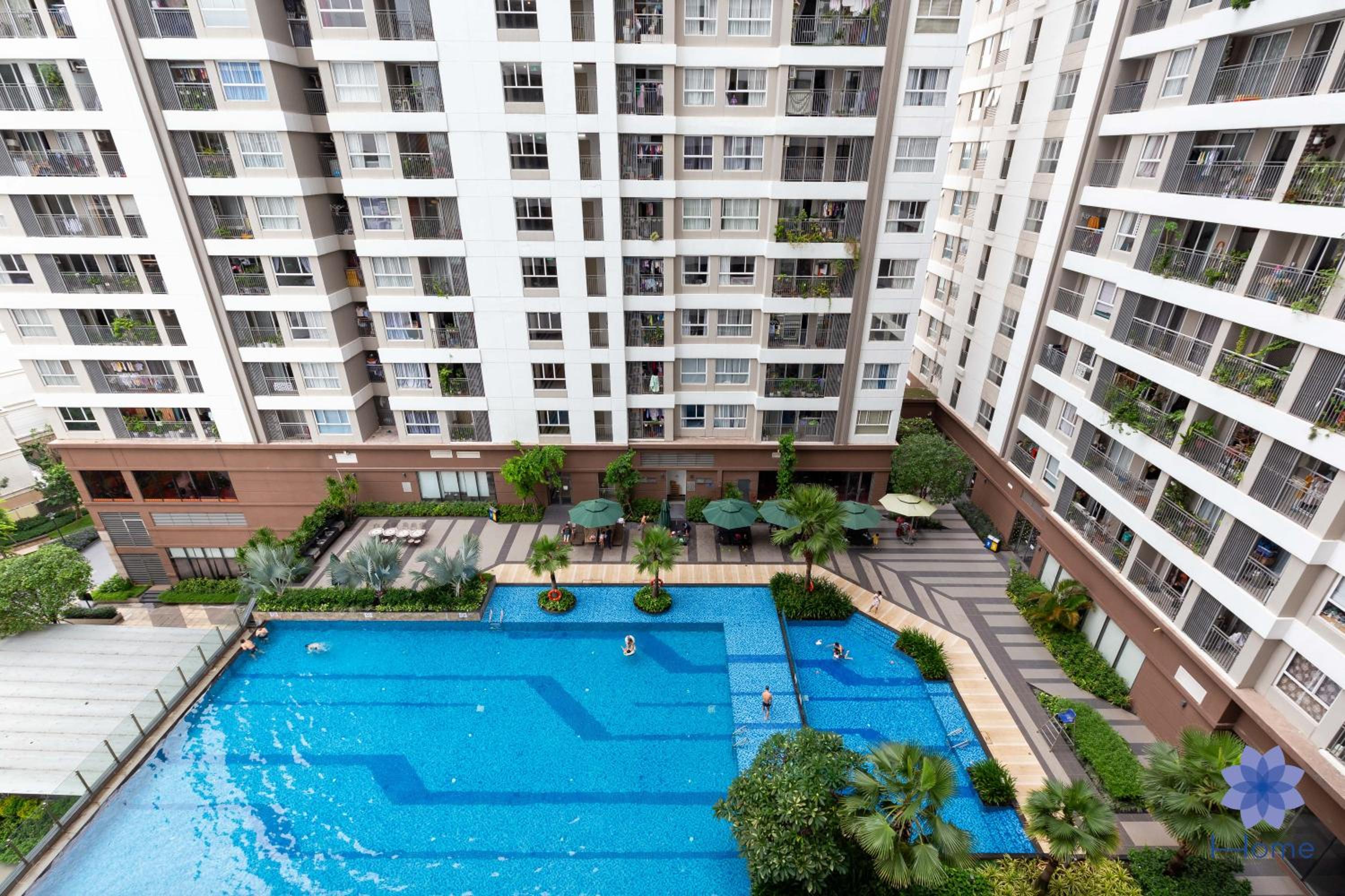 Home, Cosy&Luxury Apartment - 5mins to Airport, Free Pool&Gym, Airport Pick up Service