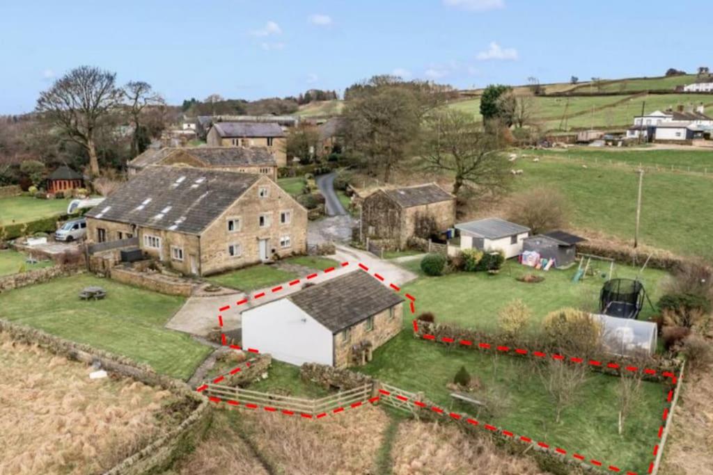 The Warren at 'Barn Meadow' view 2