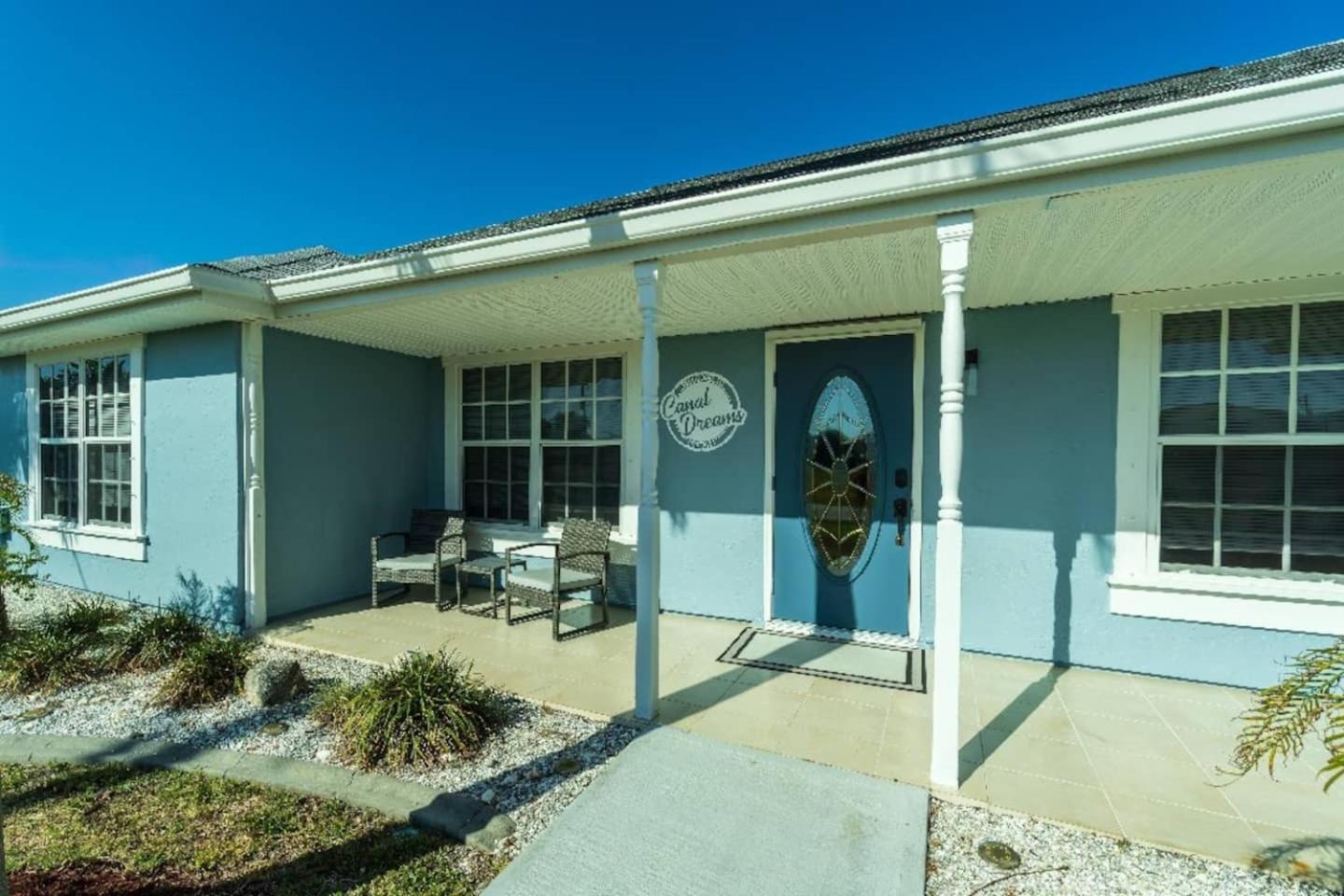 "canal Dreams" 3 Br2 Ba Pool Home On The Canal view 3