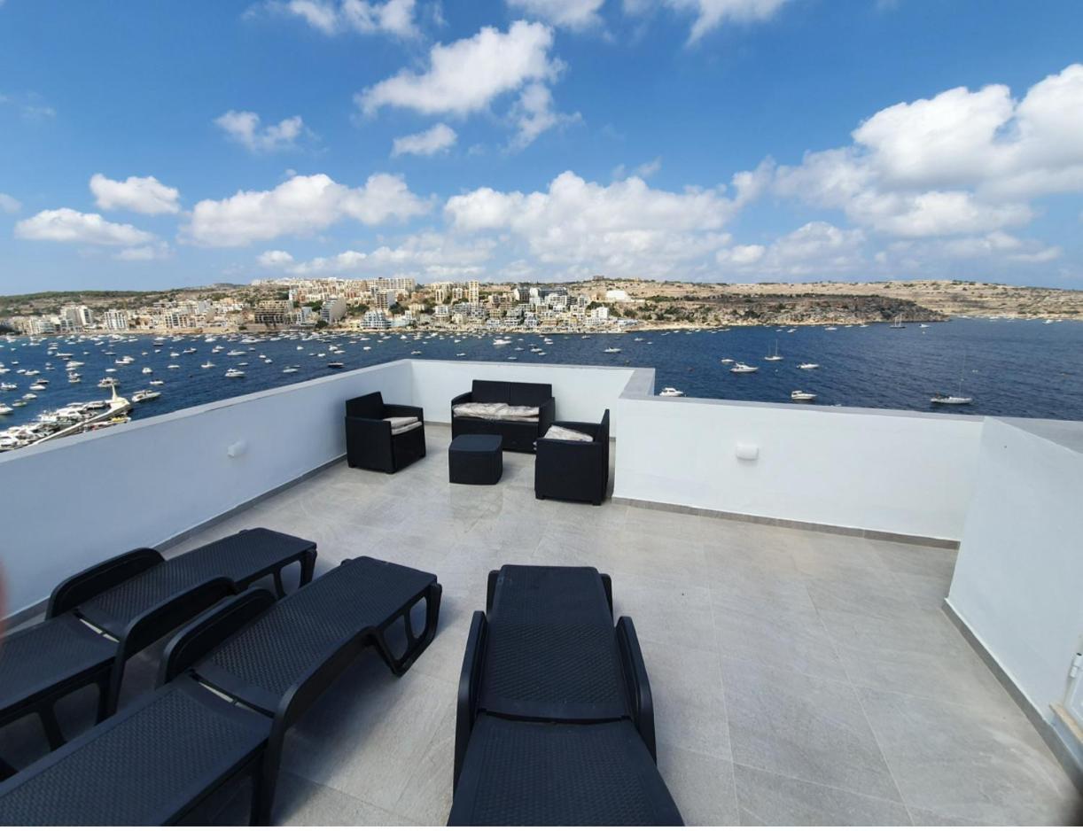 Marina View photo 2