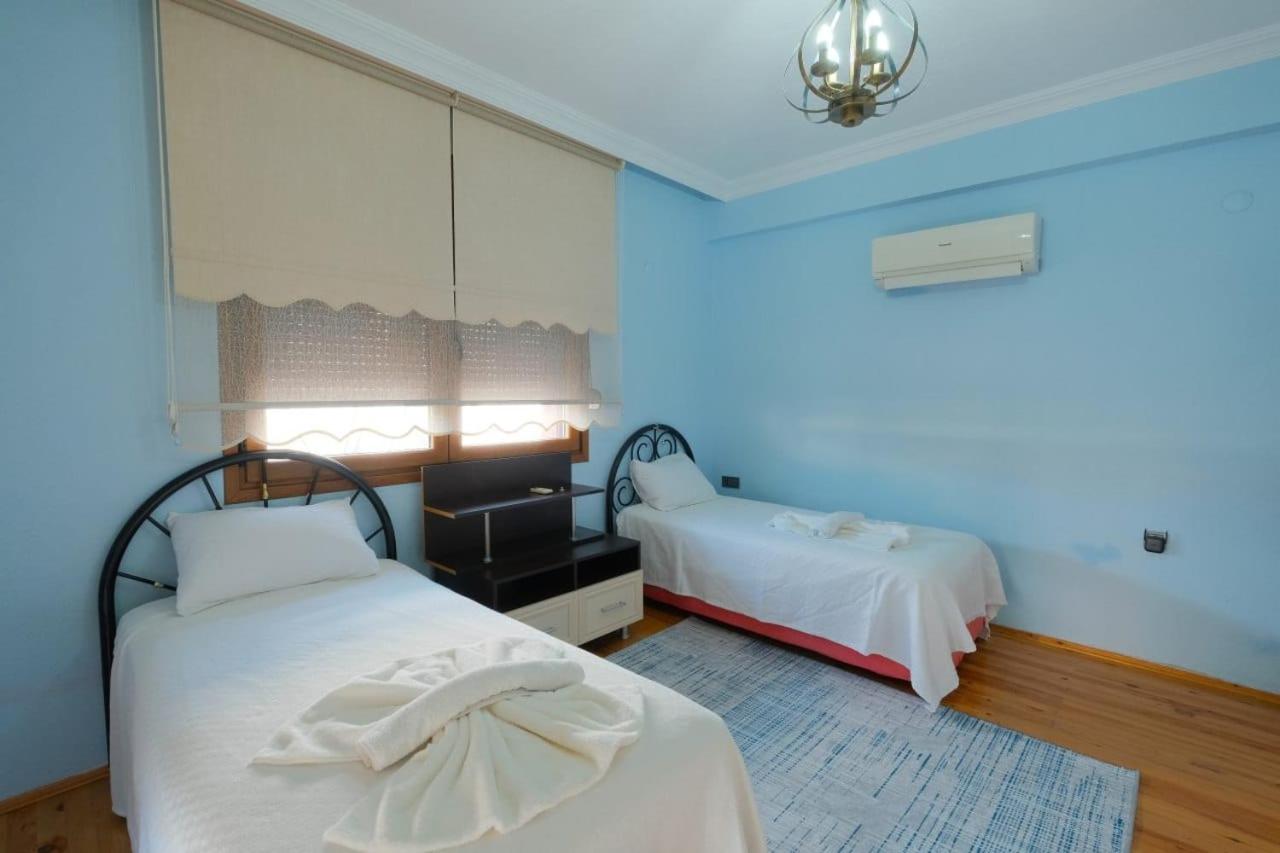 Lüks Bahçeli Özel Havuzlu Villa view 2