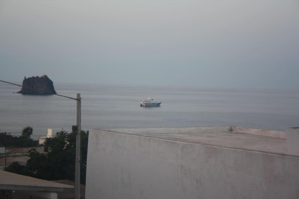 A casa di Nino, Stromboli photo 5